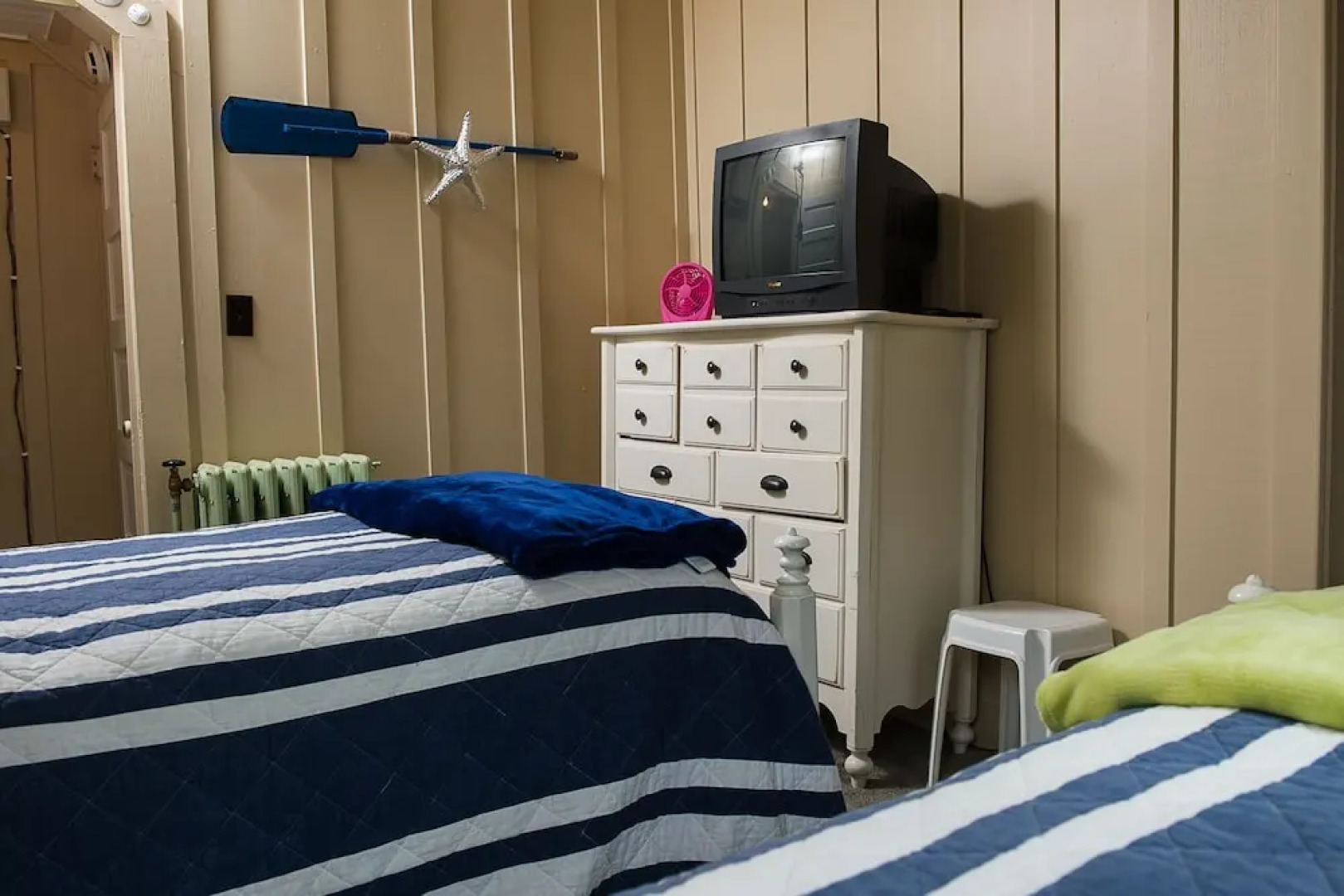 The Tides 4 Br home by RedAwning