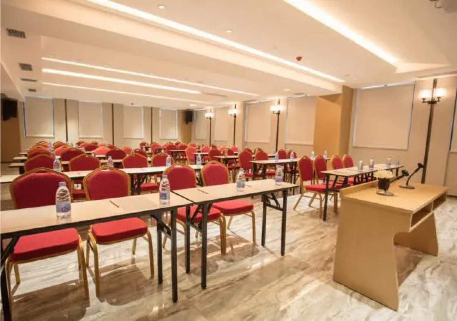 E-Cheng Hotel Zhanjiang Wuchuan Haigang Avenue