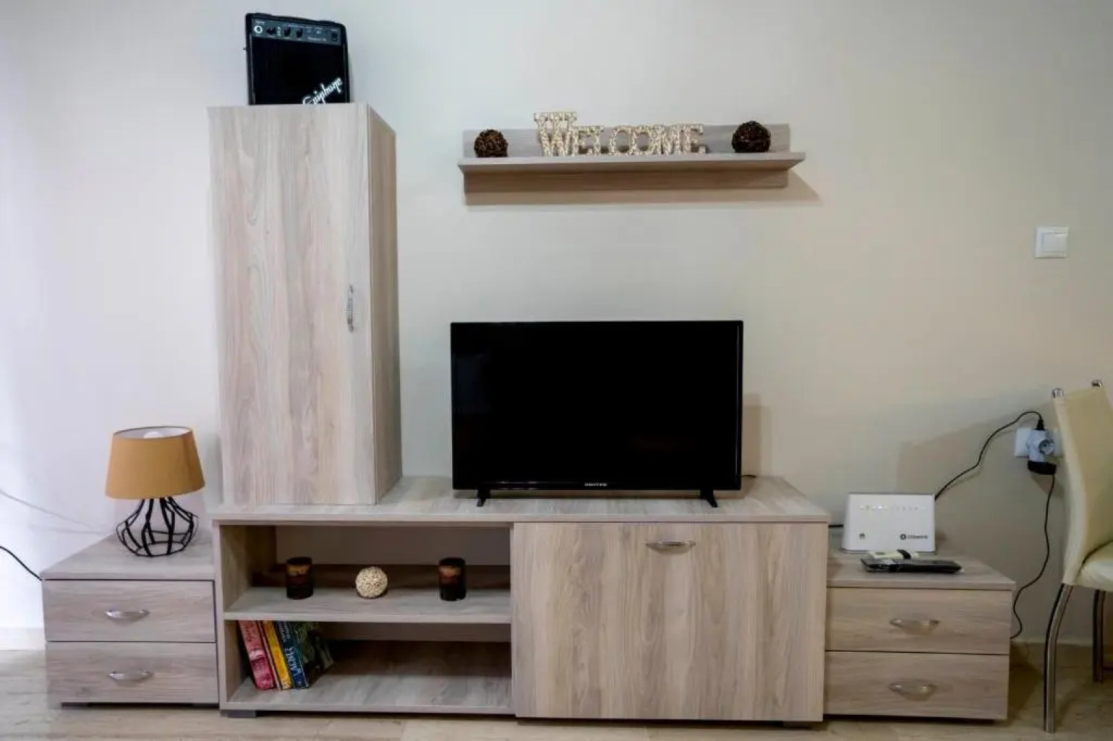 Central House Karistos