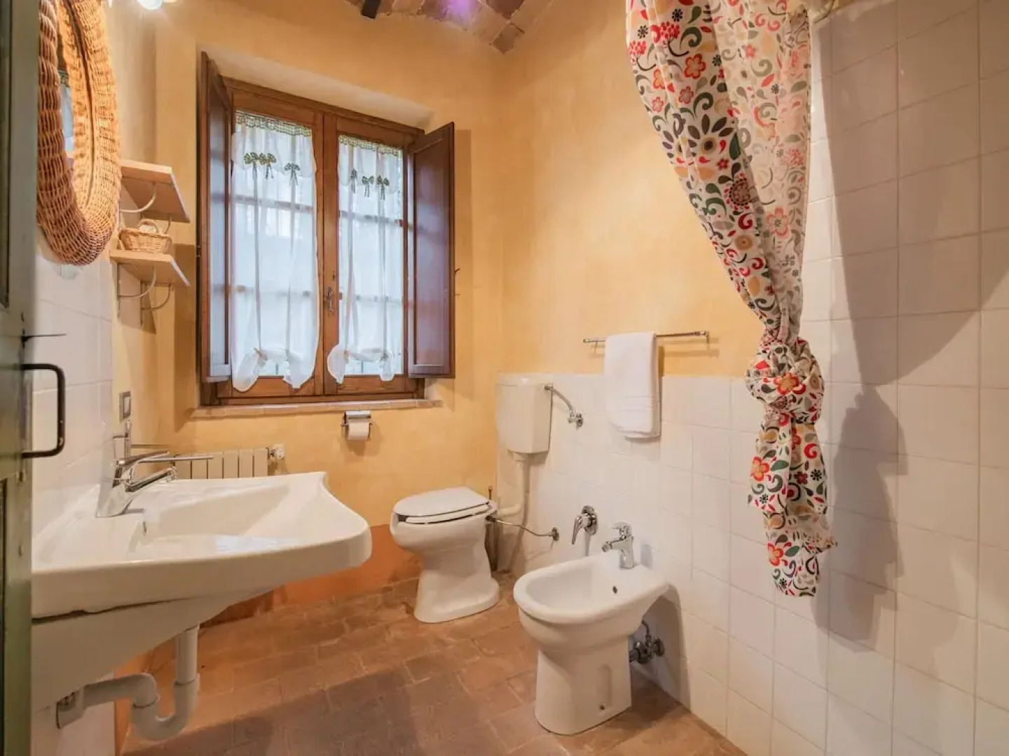 Apartment in Villa With Swimming Pool