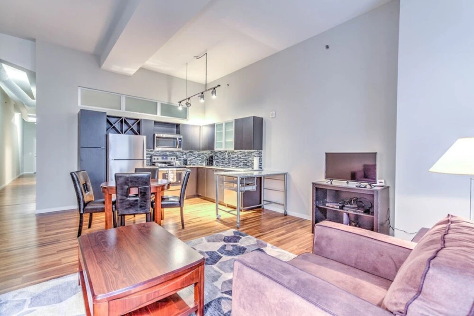 Global Luxury Suites in Downtown Cincinnati