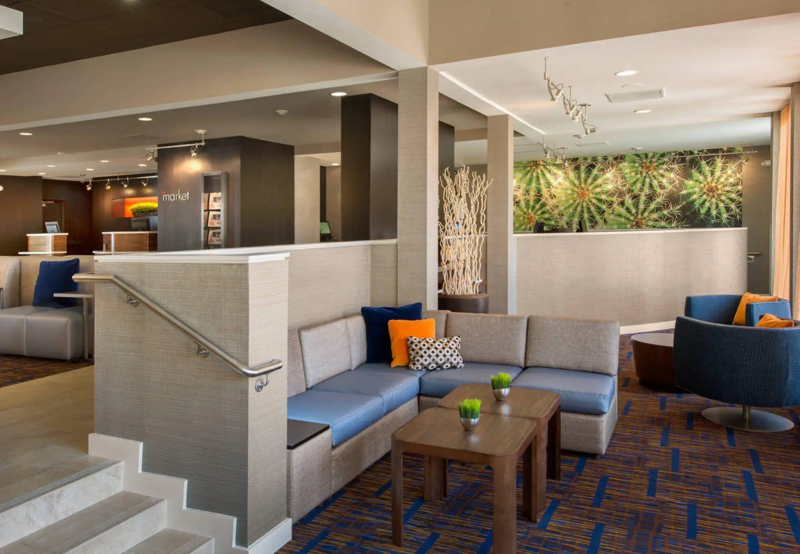 Courtyard by Marriott Addison Midway