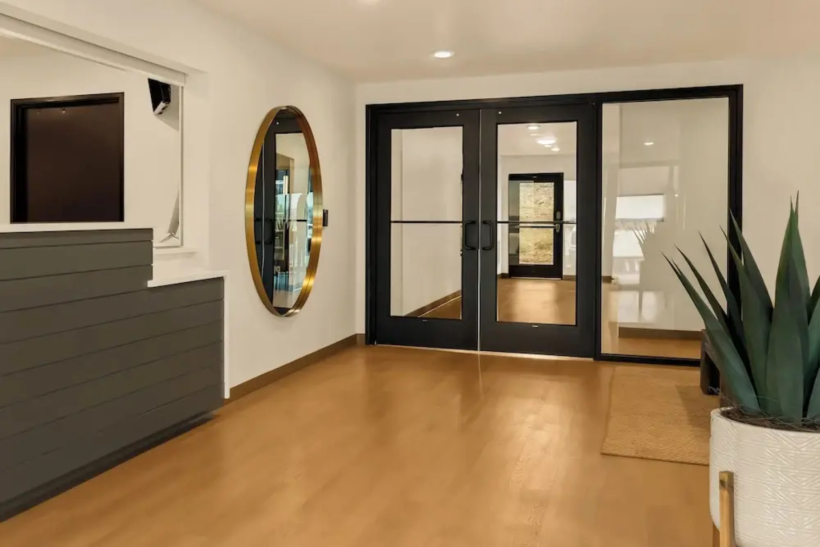 LivAway Suites- Syracuse