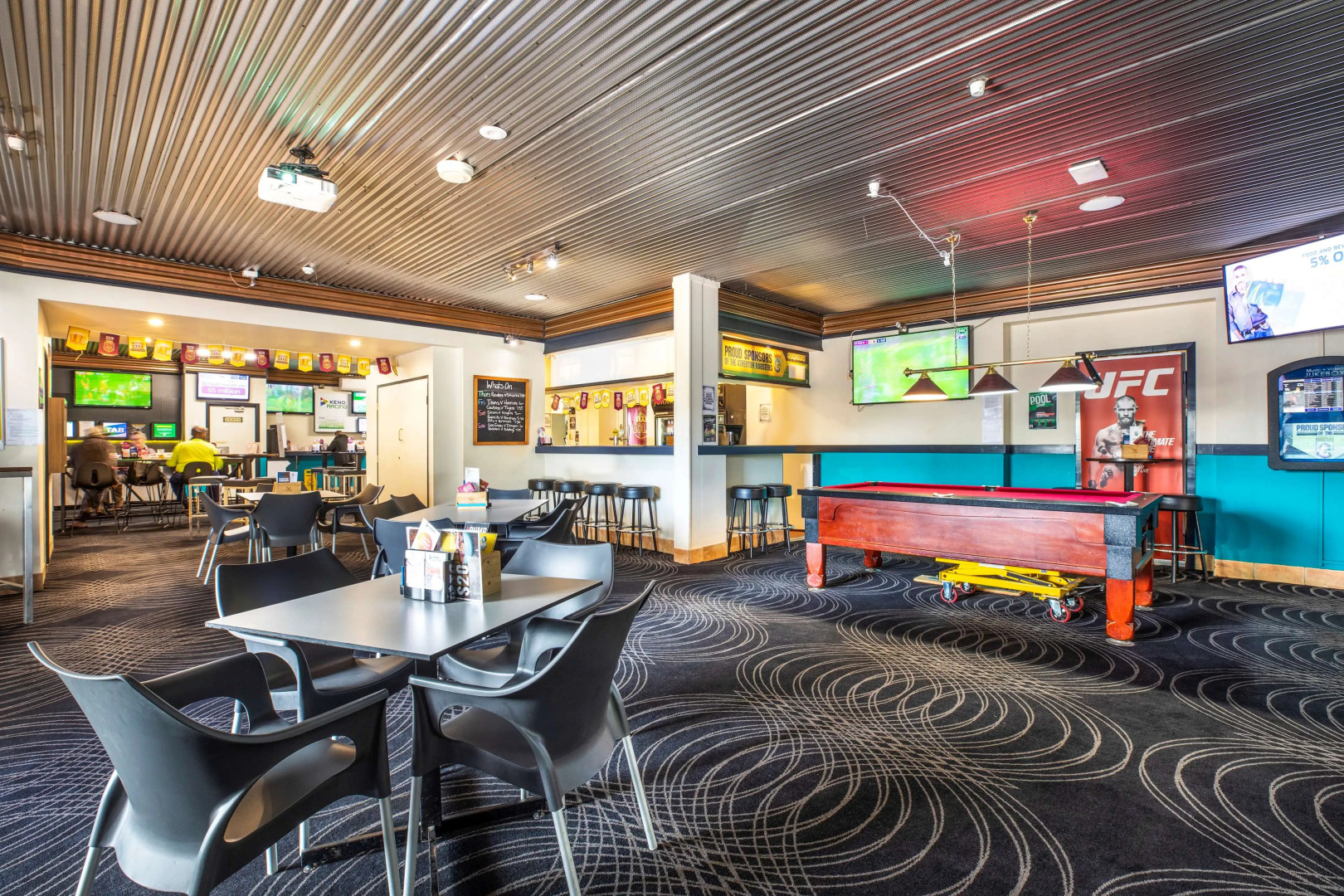 Nightcap at Atherton Hotel