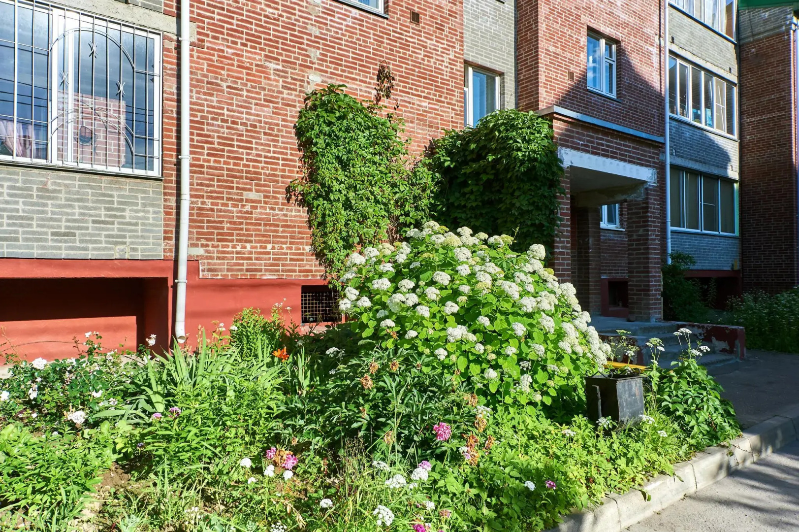 67Квартир на улице Рыленкова