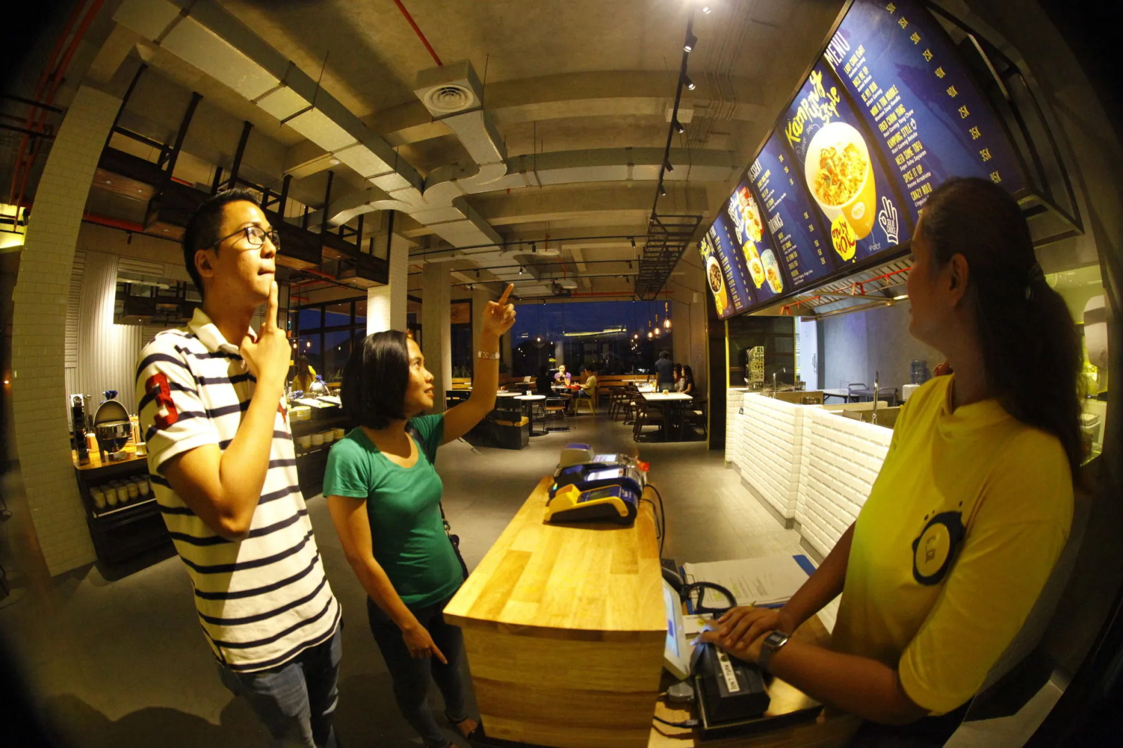 YELLO Hotel Jemursari Surabaya