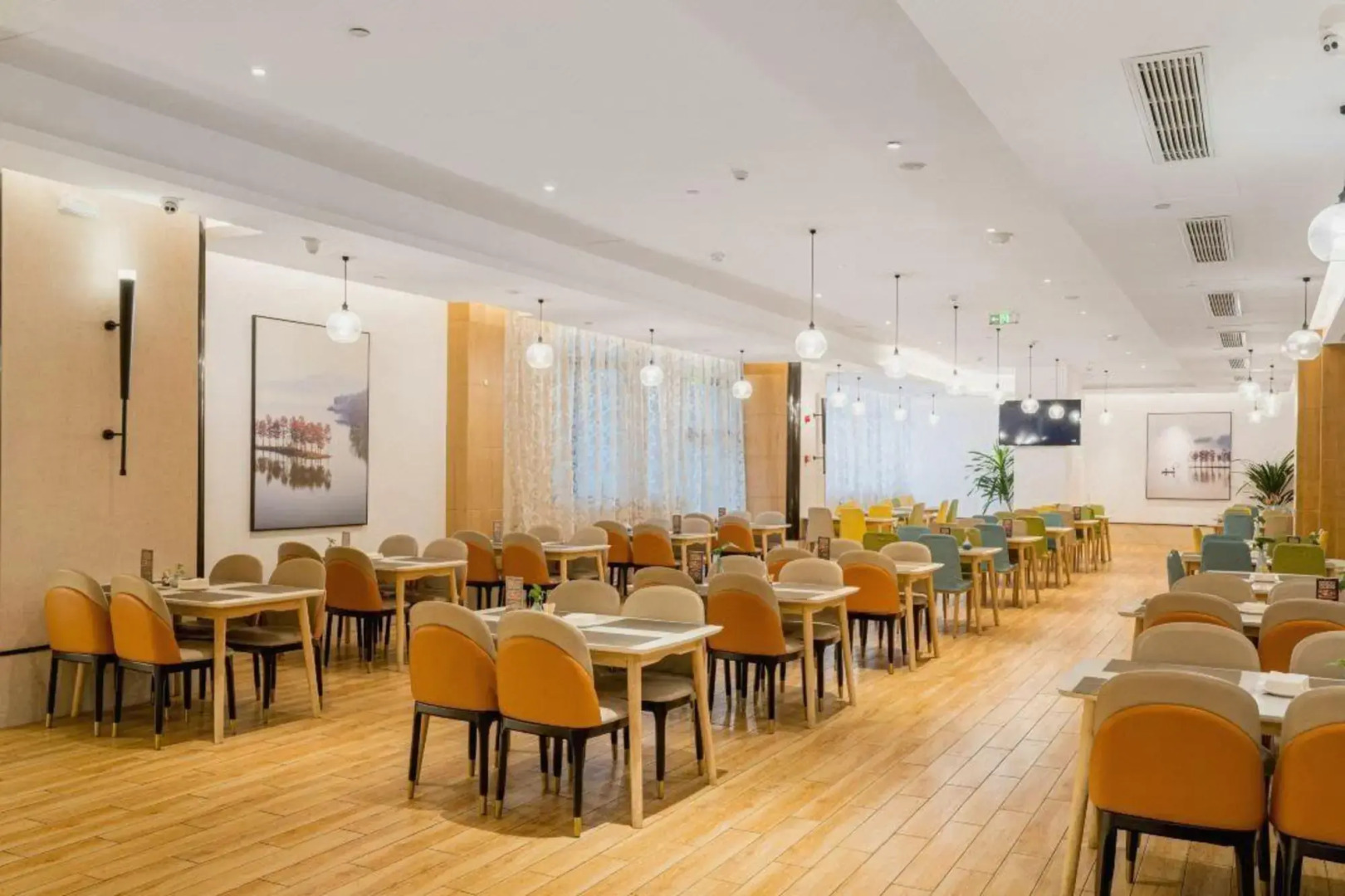 Huai'an OASIS International Hotel