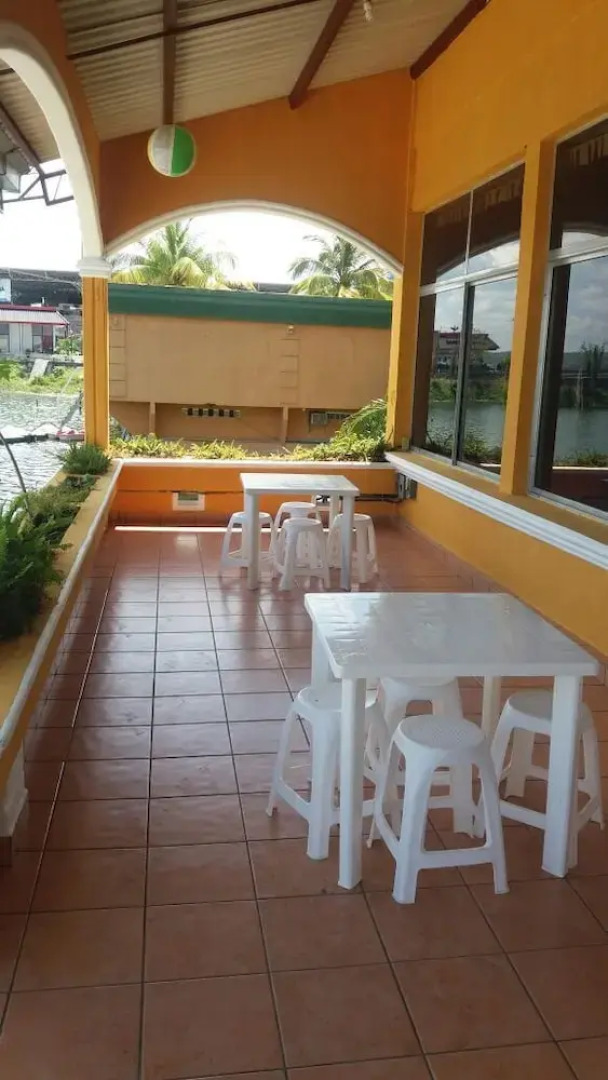 Express by Maya Inn Hotel