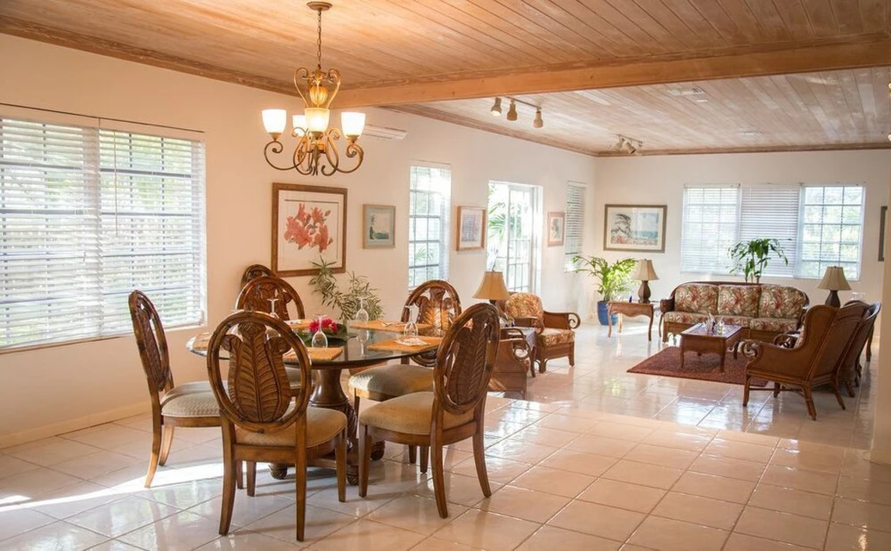 Dunn's House Harbour Island House With Pool