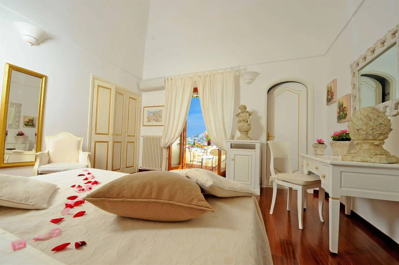 Villa Mary Suites