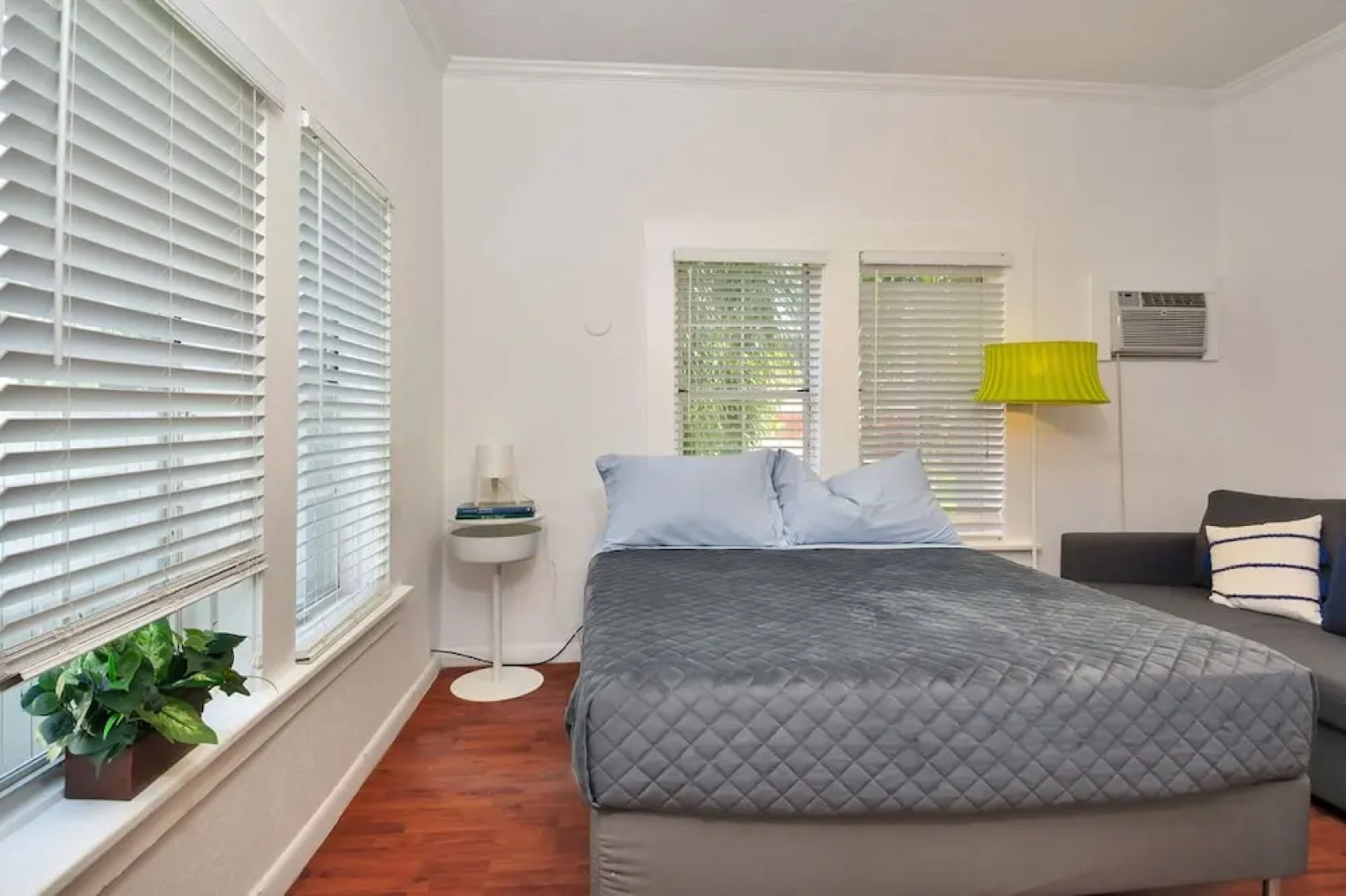 Wonderful 2br With BBQ Next to Gulfstream :)