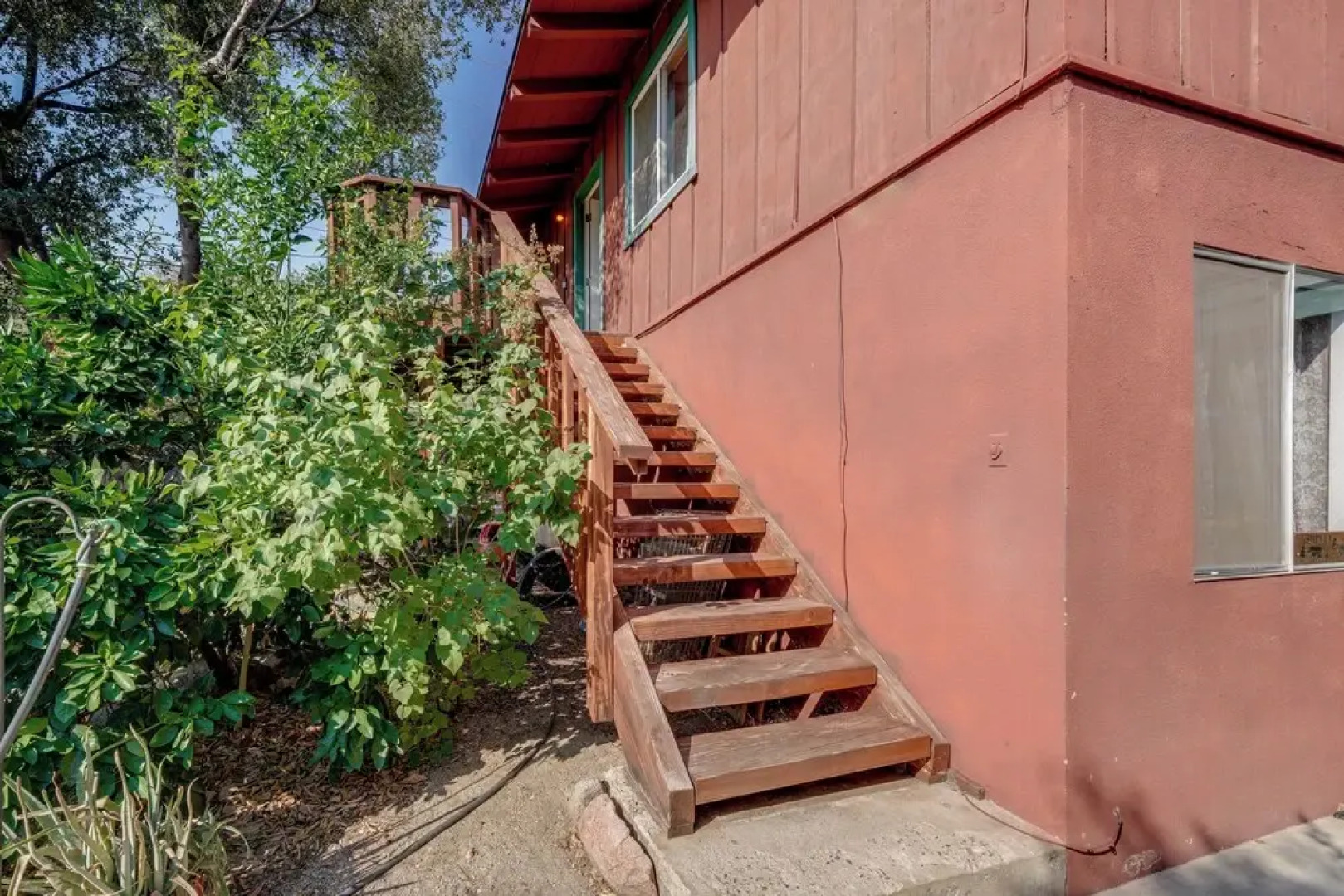 Scenic Kernville Getaway w/ Deck & Mountain Views!
