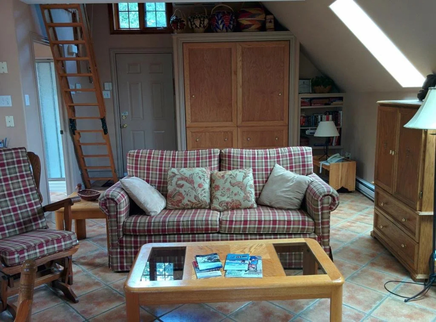 Knightswood Carriage House Tourist Home