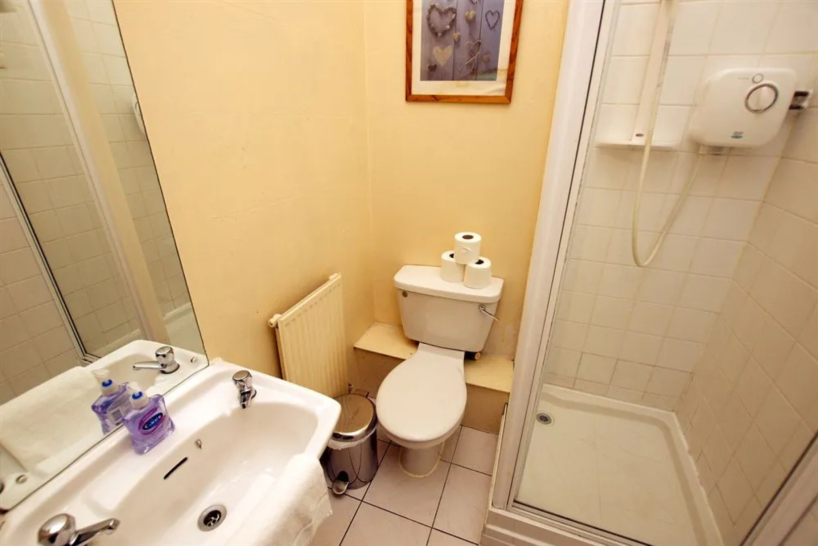 15 Merchiston Gardens