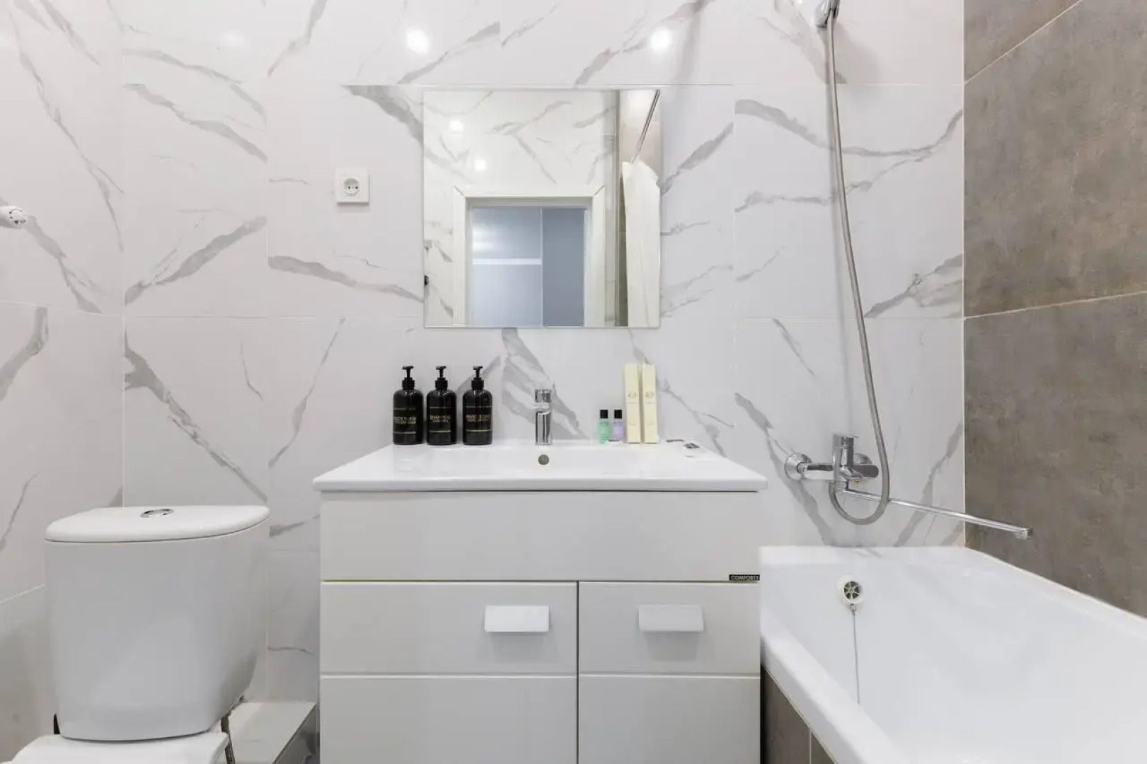 Апартаменты на проспекте Кабанбай Батыр 49