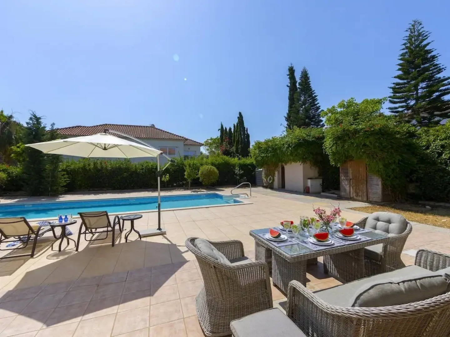 Meneou Seaside Mansion 7