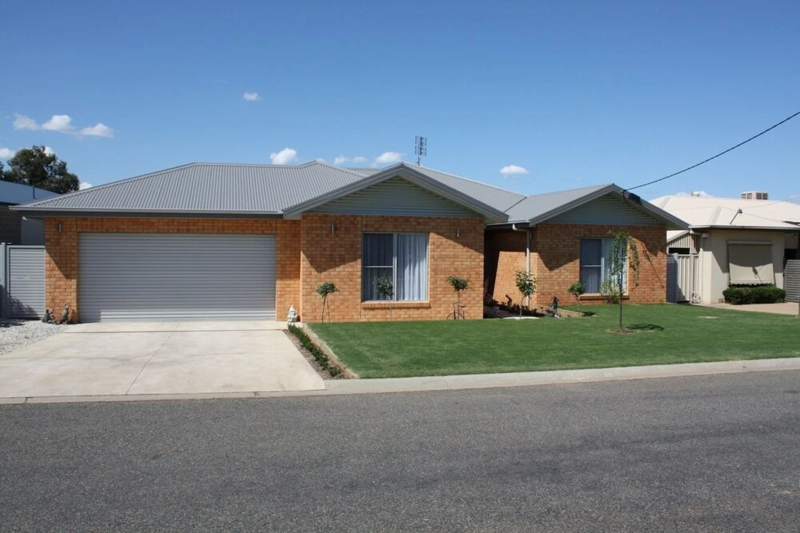 Willow Island - Waterfront