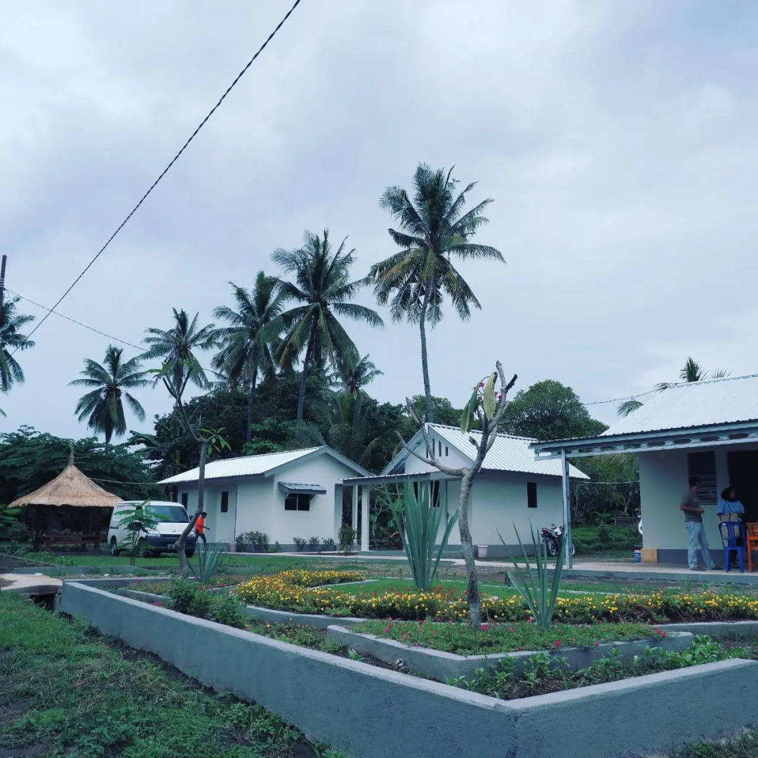 Tasola Beach Village