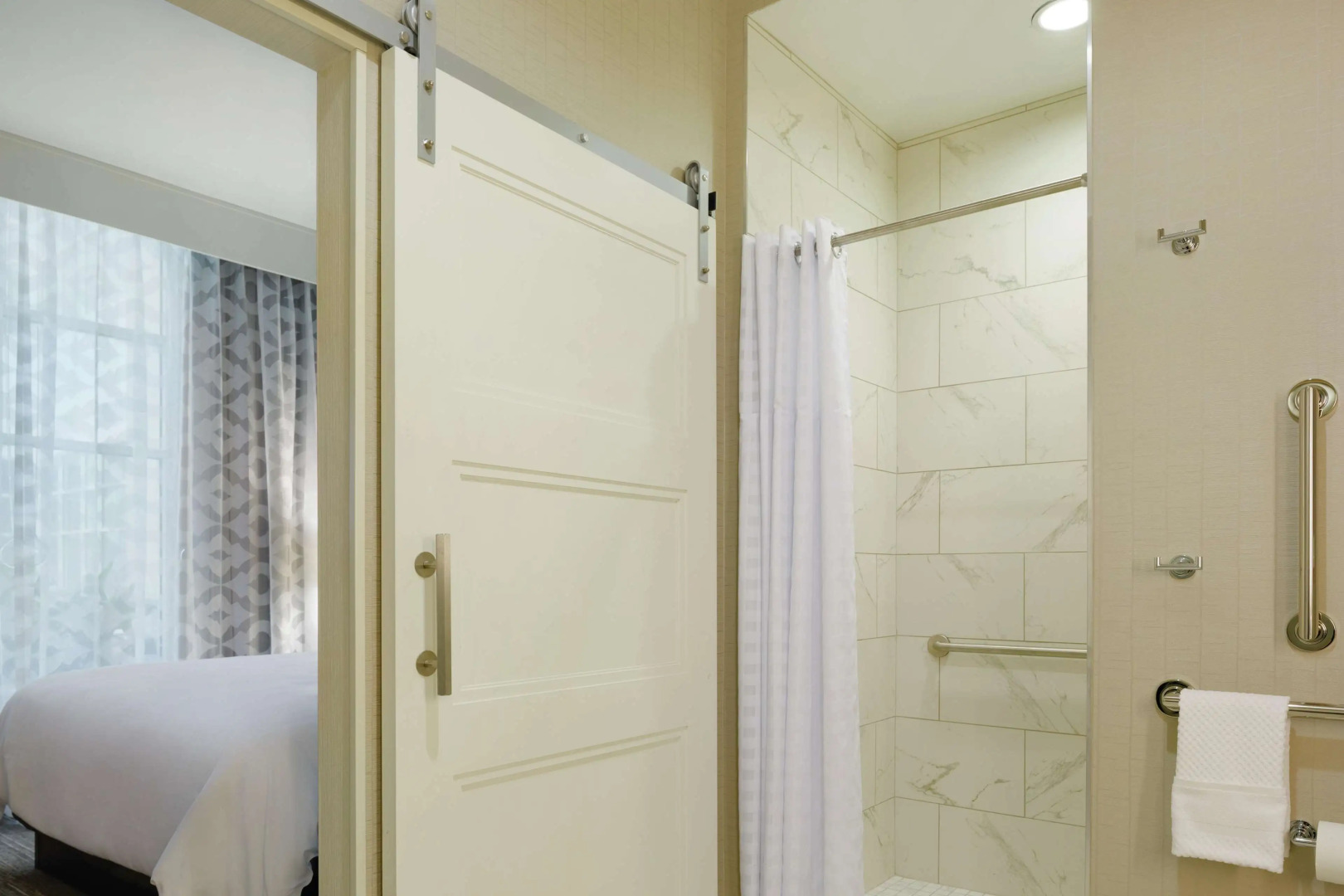 Embassy Suites Louisville Downtown