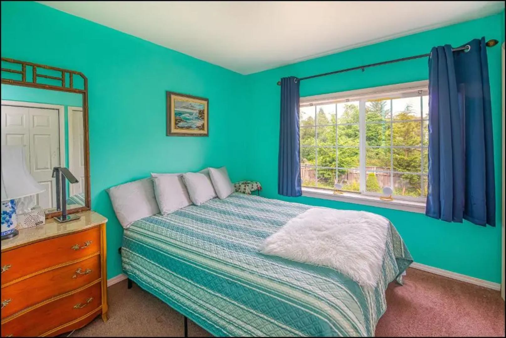 Captain Mike's Snug Harbor