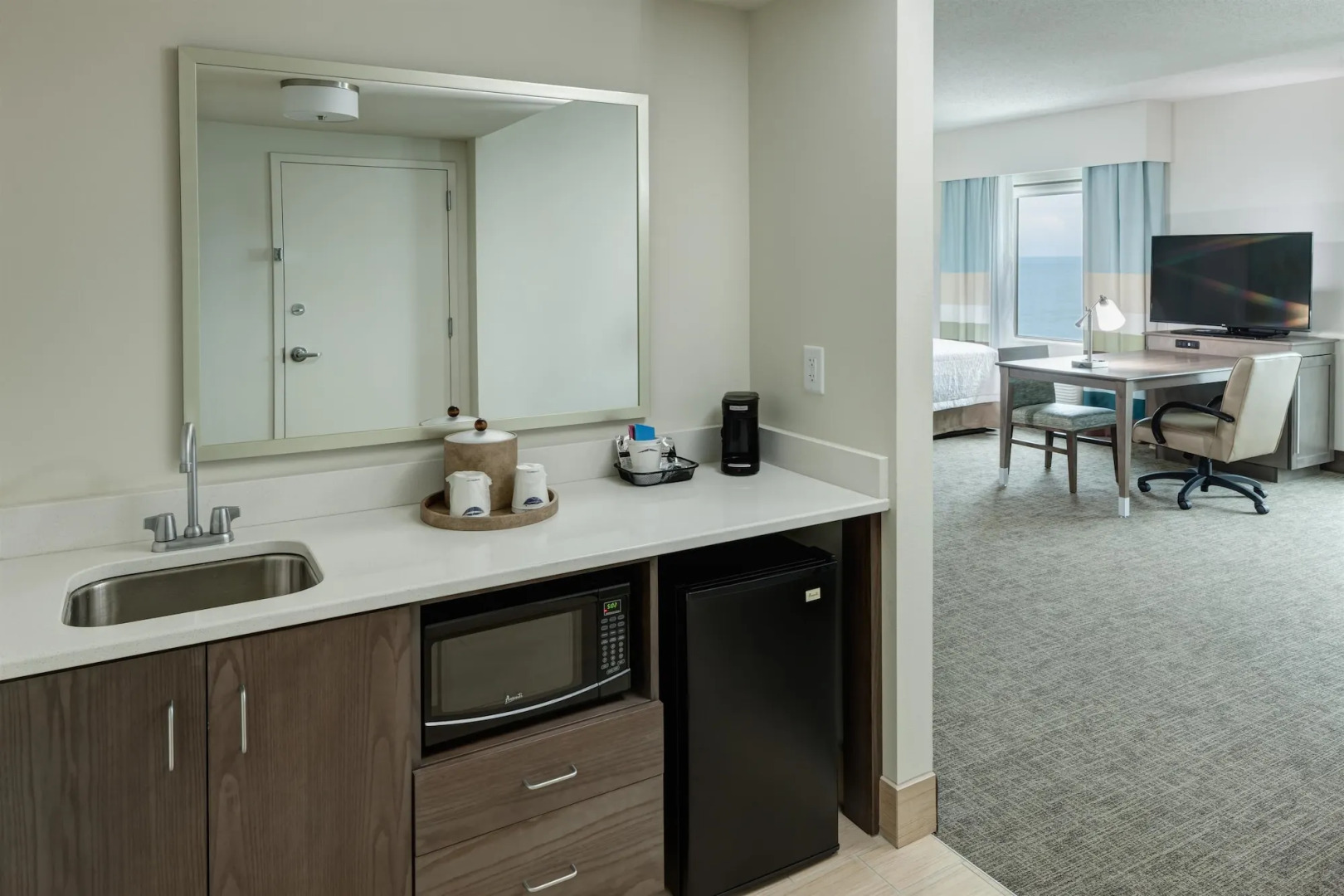 Hampton Inn & Suites Carolina Beach Oceanfront