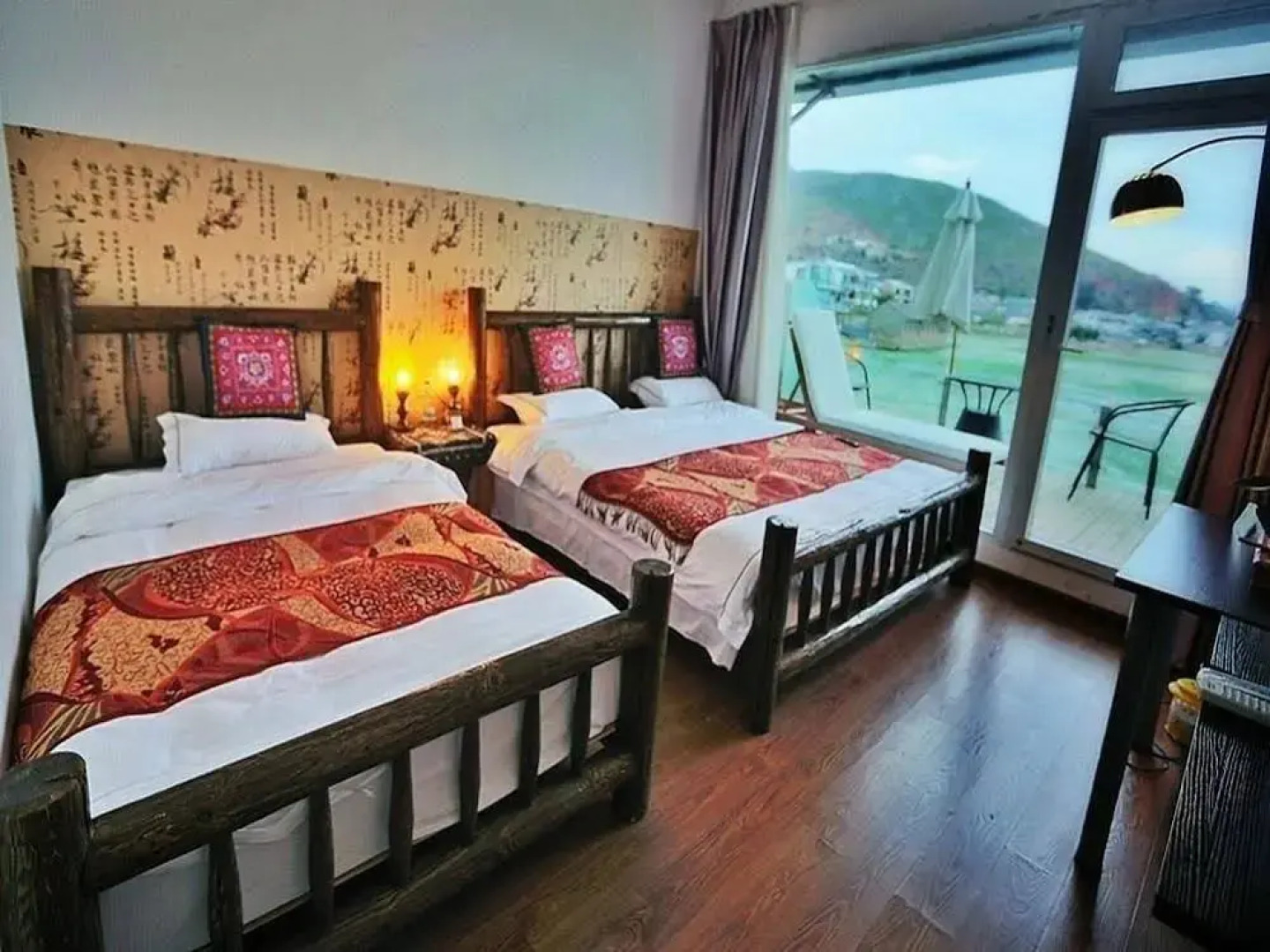 Dali Shuanglang Luna Seaview Hotel