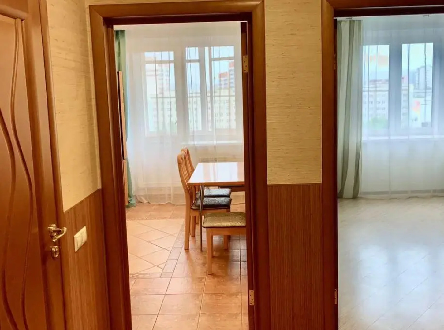 ABC Apartmens (ЭйБиСи Апартментс) на улице Толстого