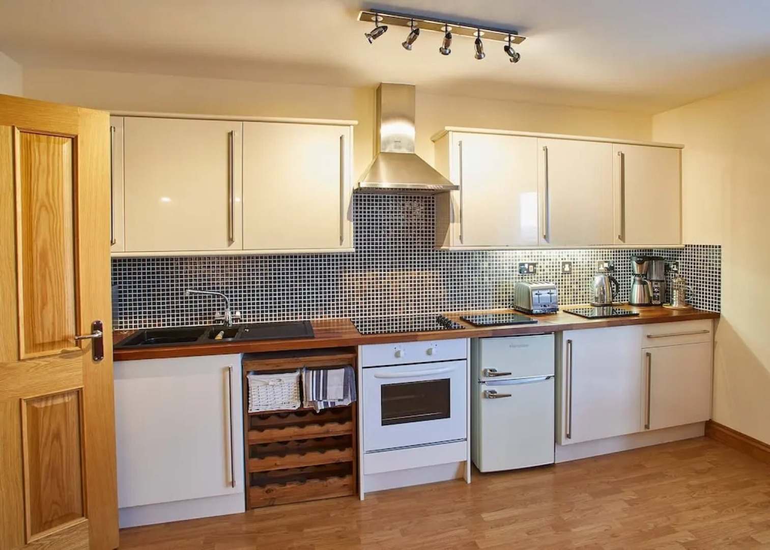 Oystercatcher Apartment