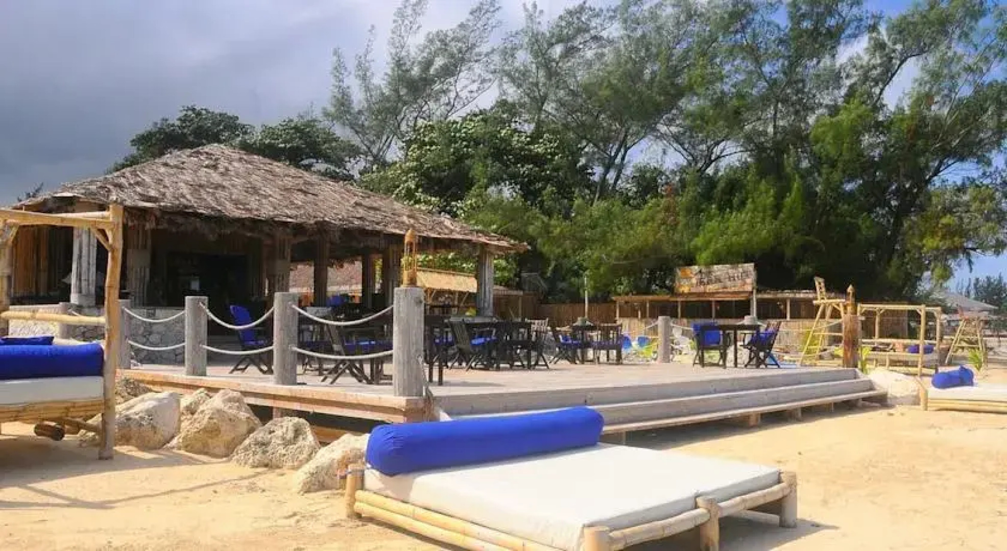 Villa Patiently Waiting