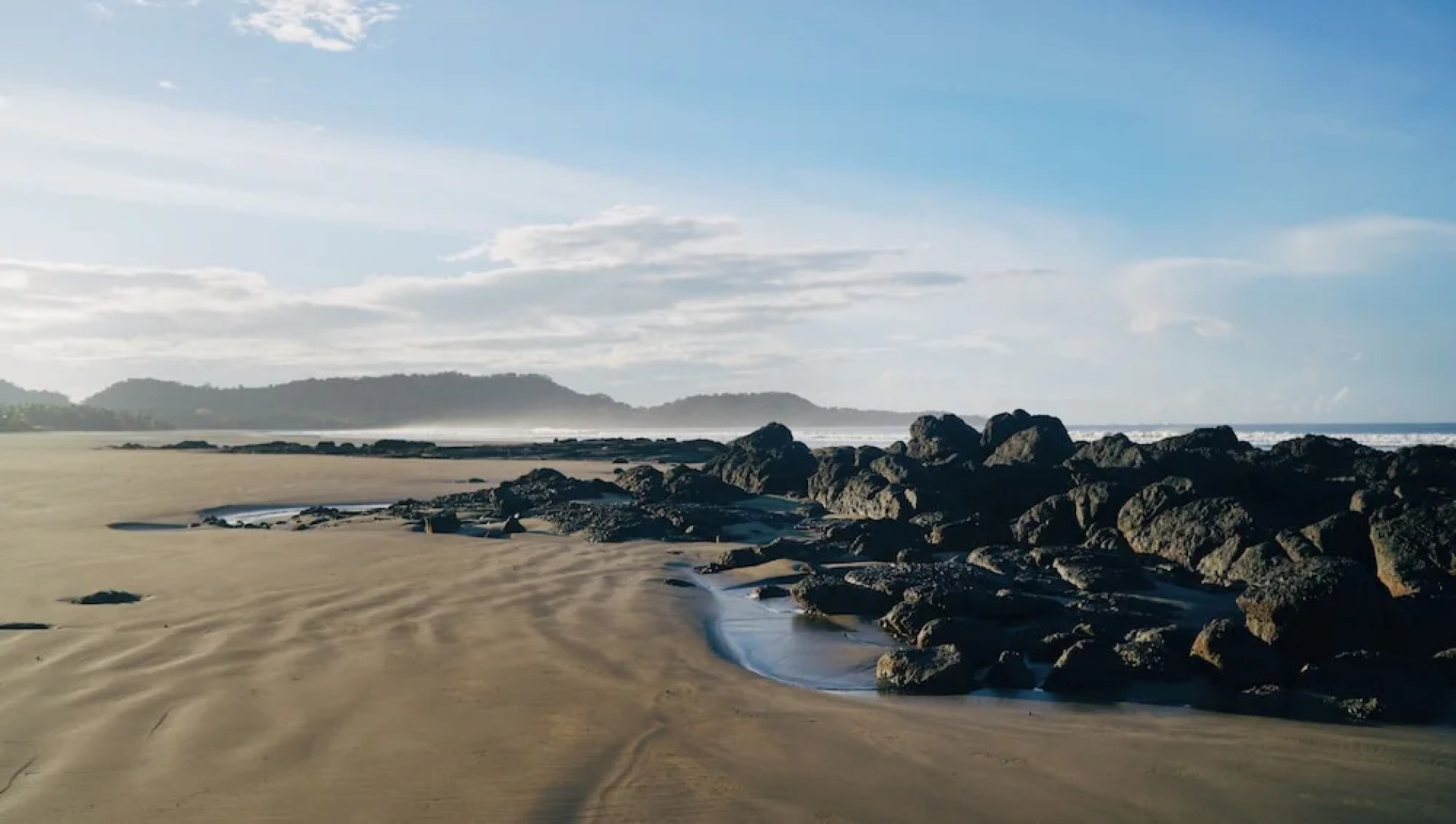 Salvatierra Beachfront Hotel