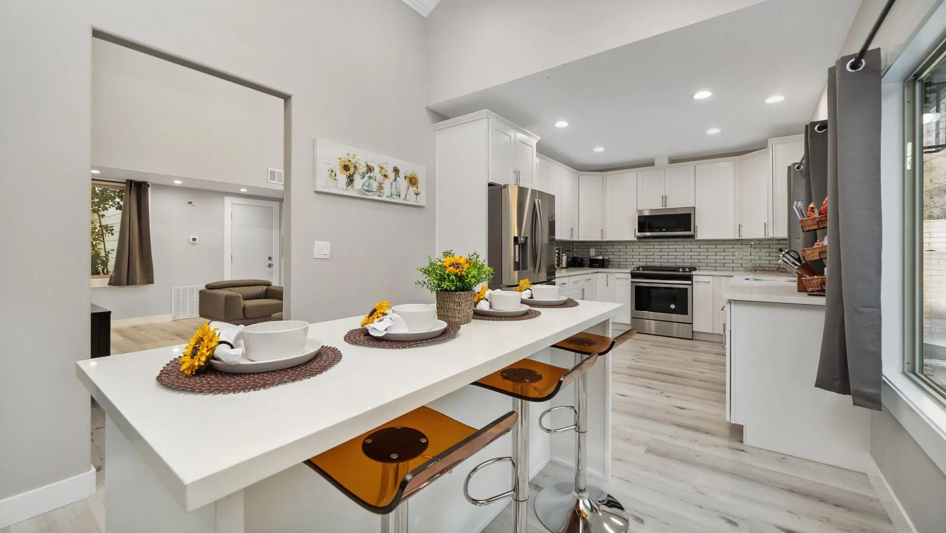 Heated Pool & Spa ensuite Villa