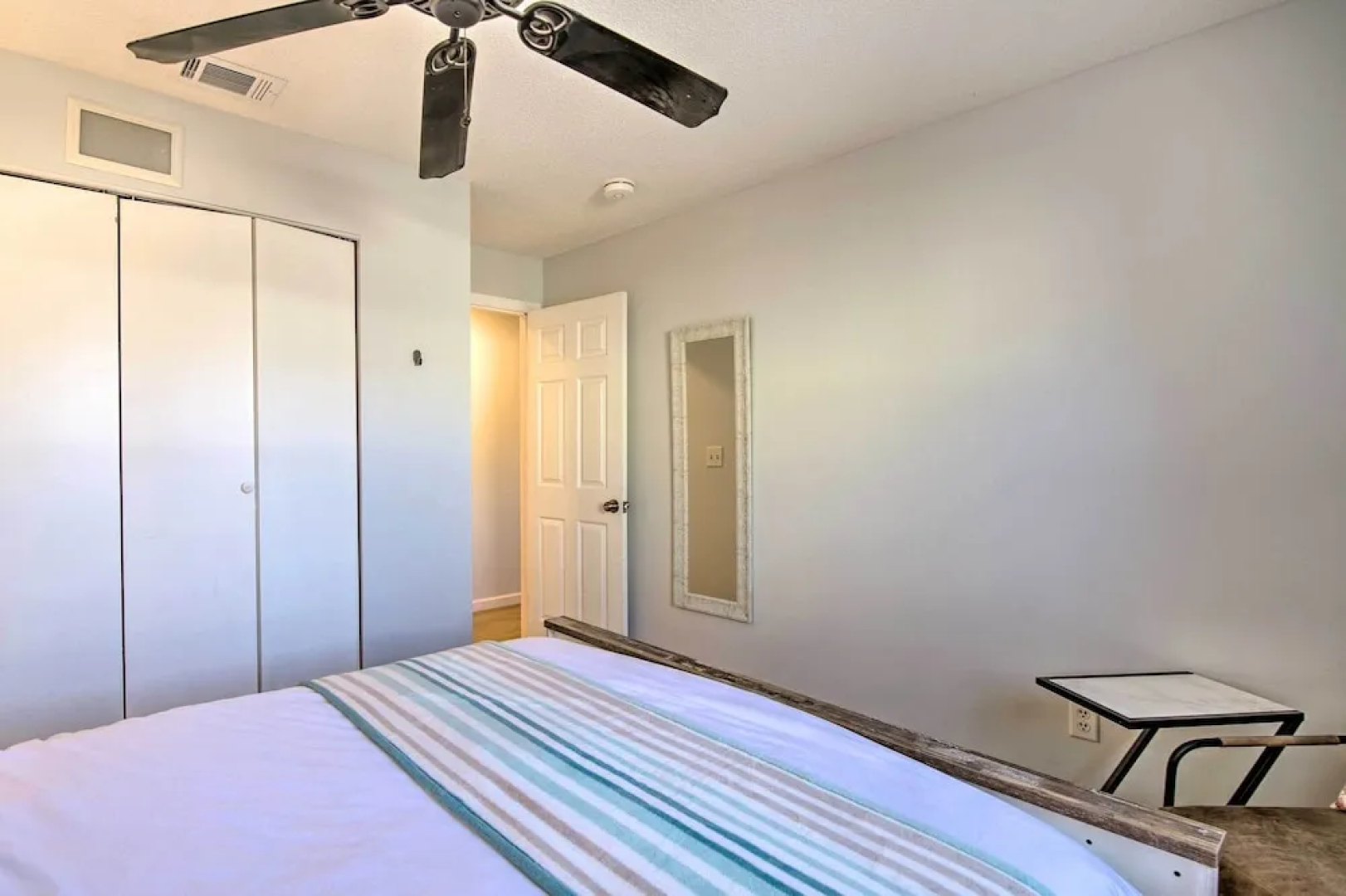 Quiet Satellite Beach Home w/ Lanai, Walk to Beach