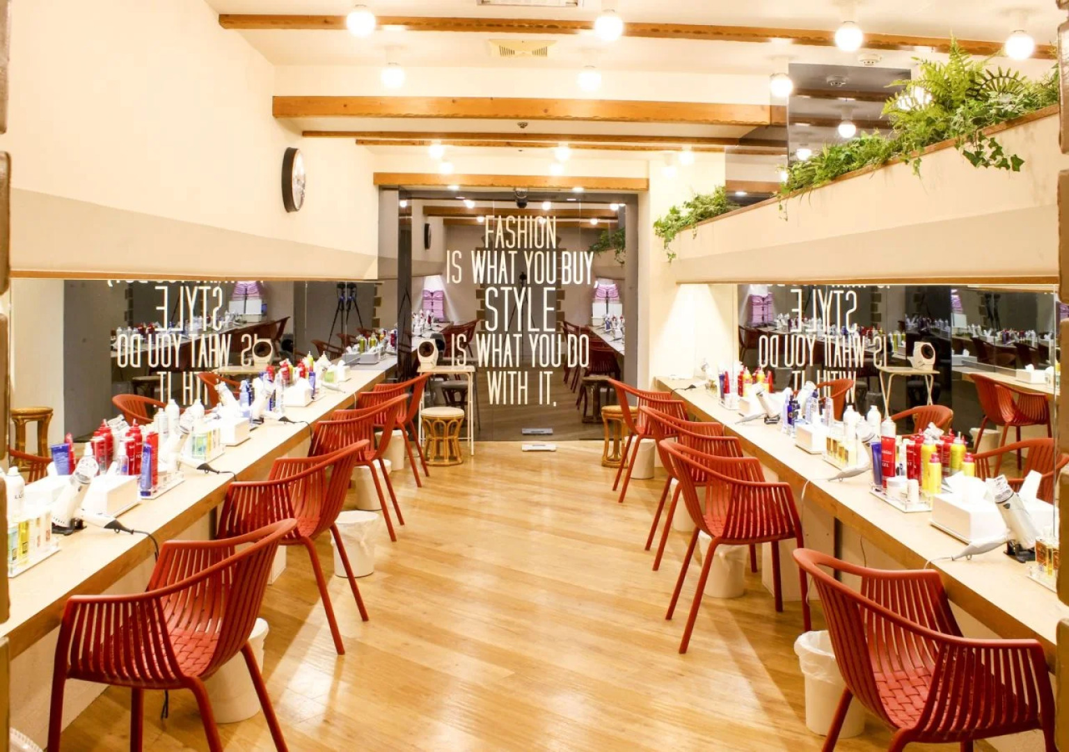 New Japan Capsule Hotel Cabana