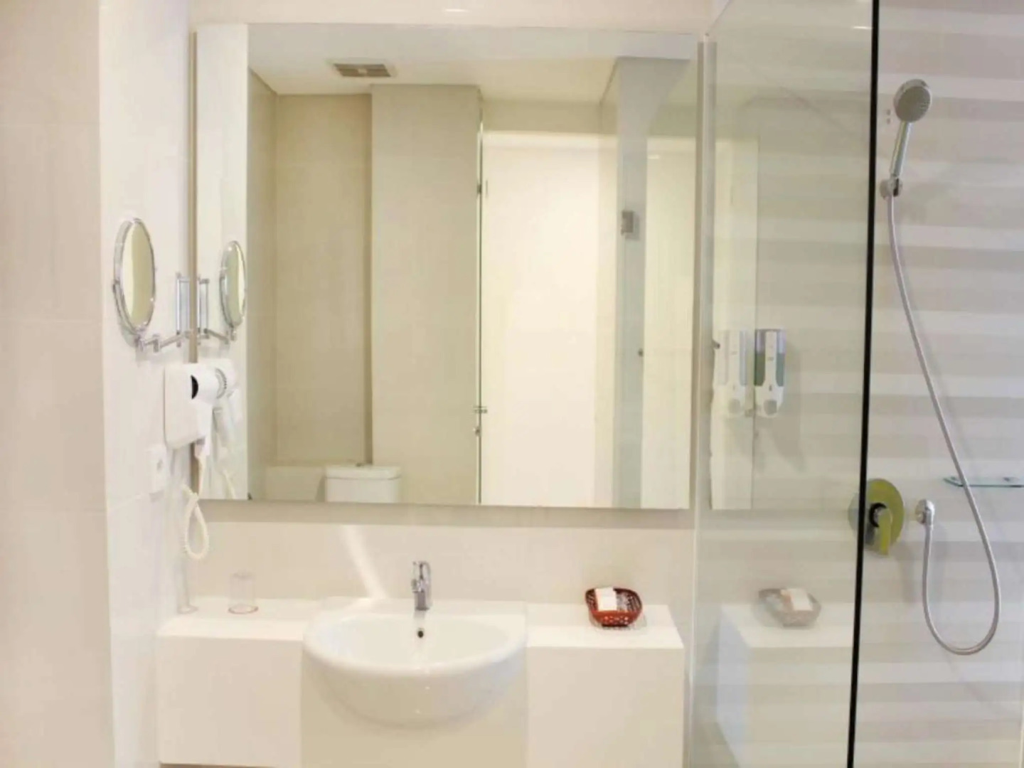 Hotel Everbright Ambon