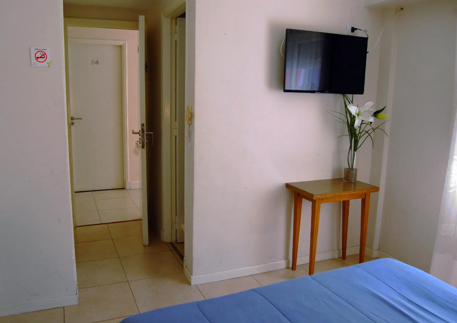 Hotel U.O.E.T.S.Y.L.R.A