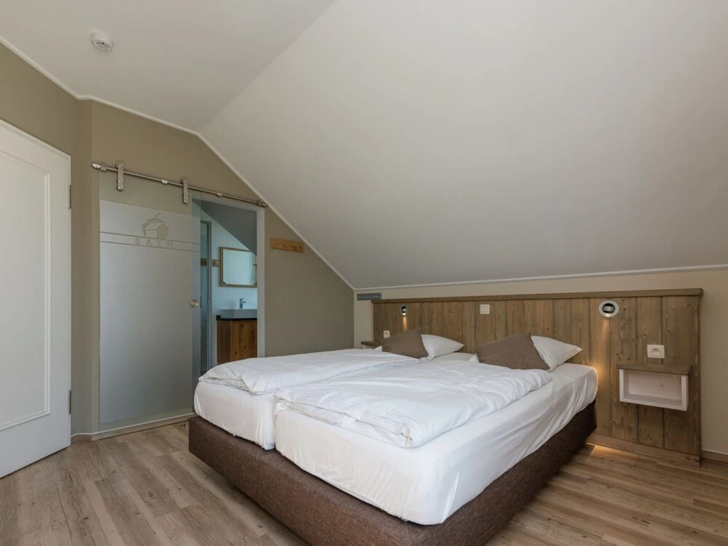 Extravagant Holiday Home in Büllingen With Wellness Centre