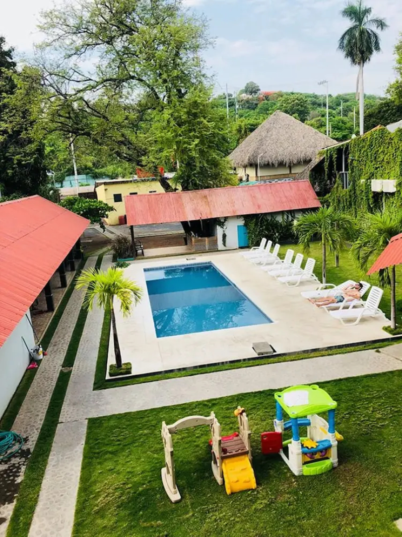 El Sunzalito Hotel