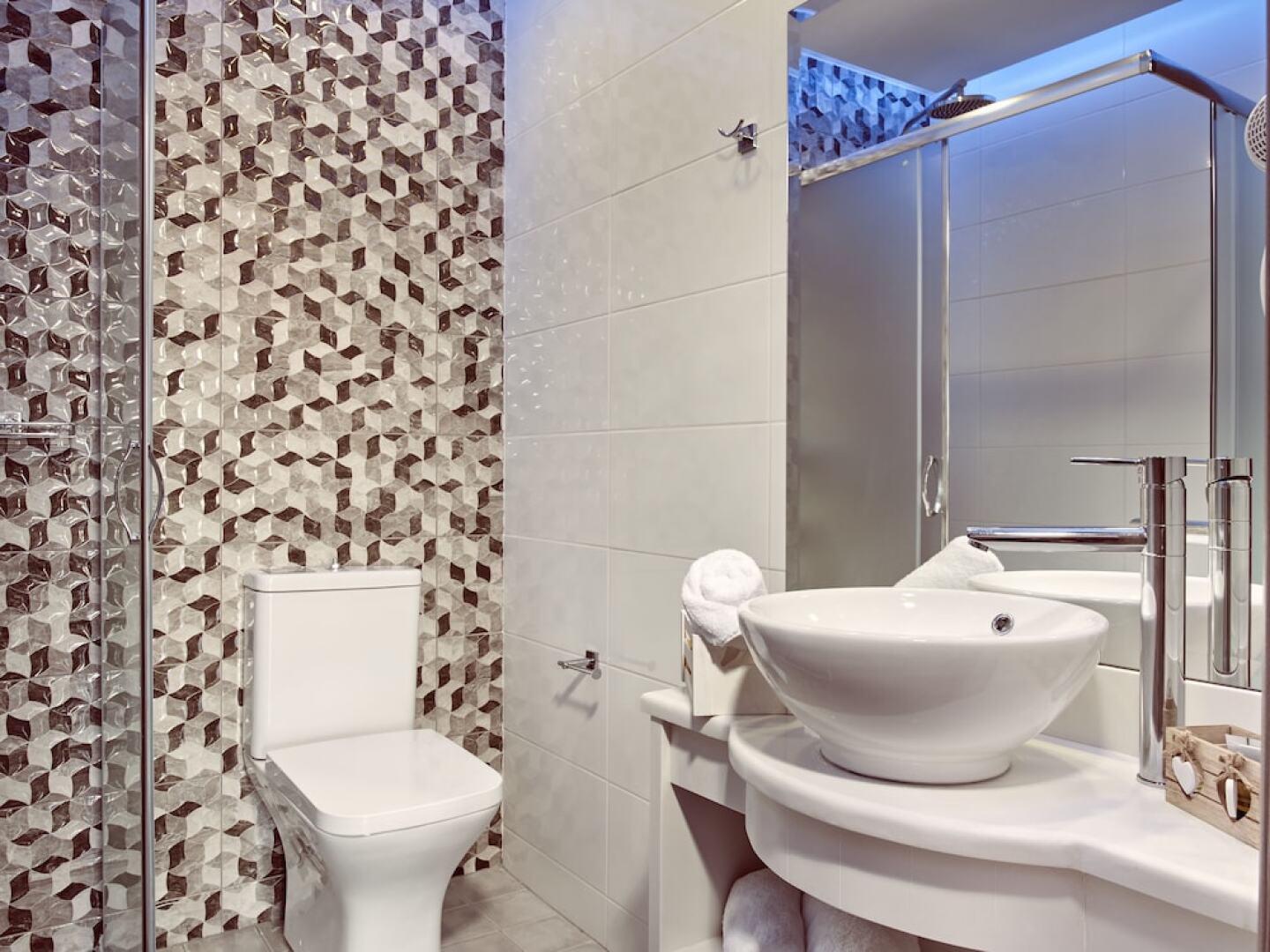 Savvas Luxury Suites