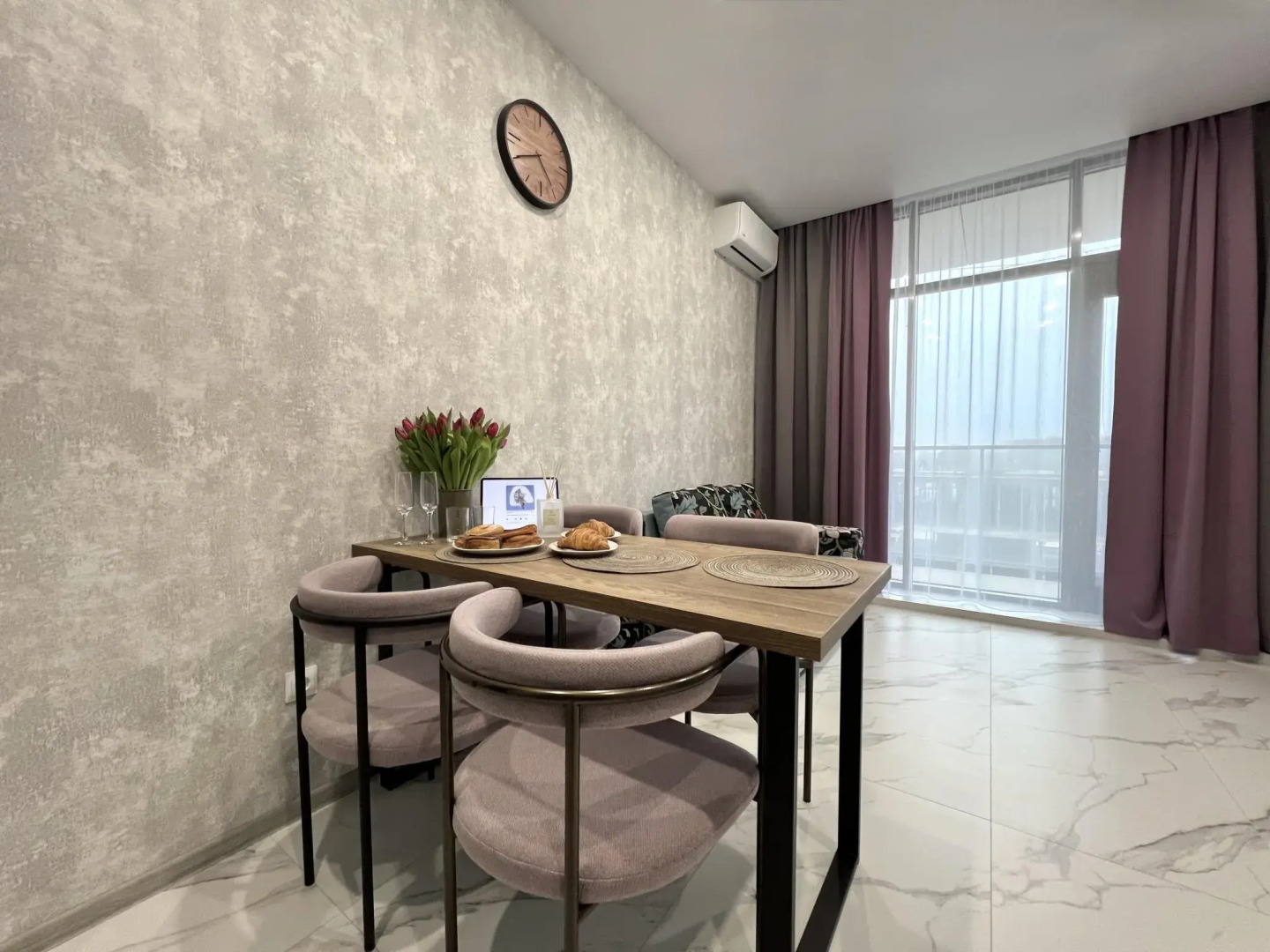 Двухкомнатная квартира на берегу моря в ЖК Атлантис