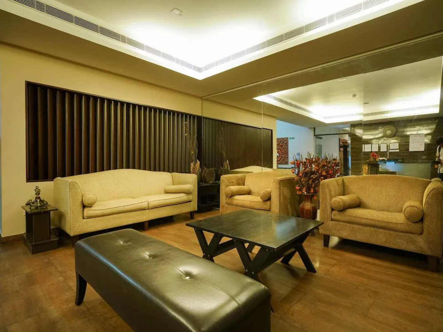 Mookkannoor Tourist Home by OYO Rooms