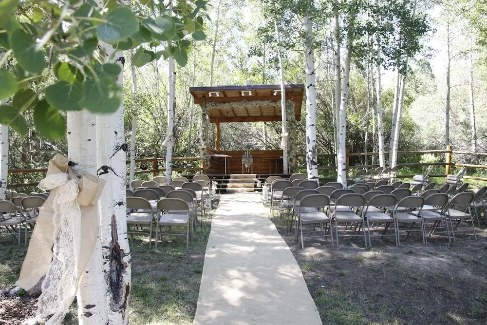 Half Moon Lake Lodge