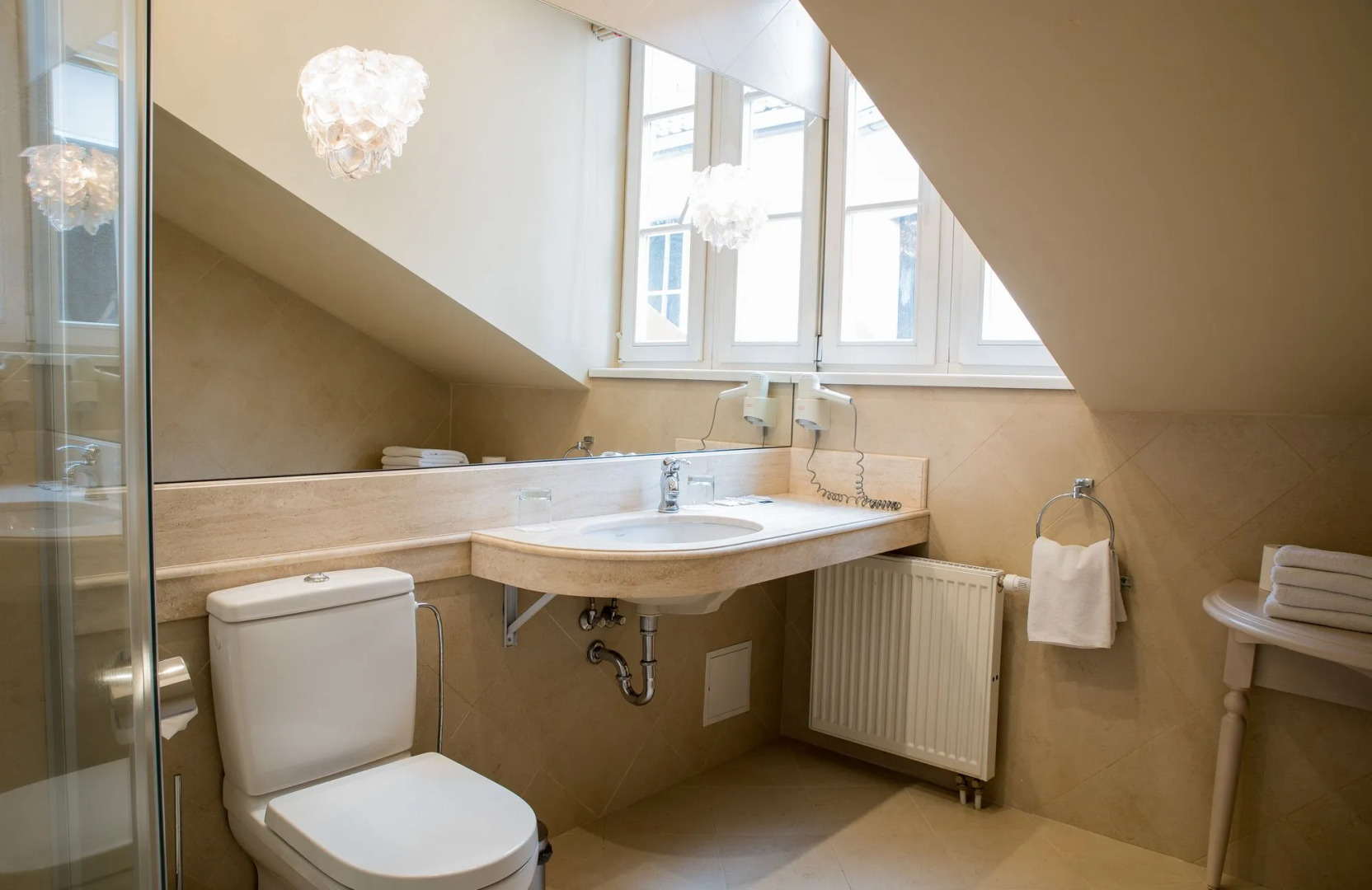 Отель «Апия»