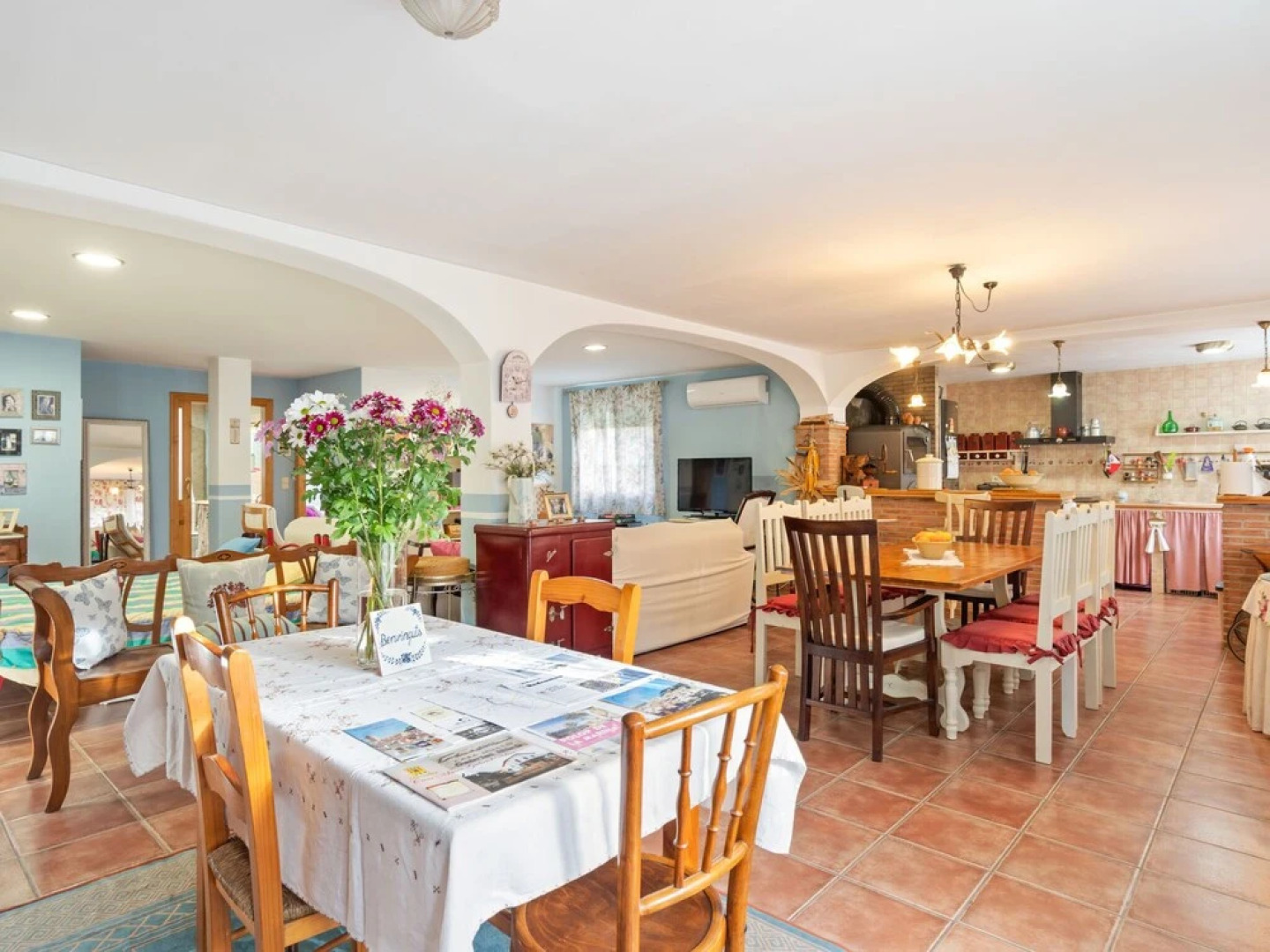 Lovely Chalet in Polop With Swimming Pool