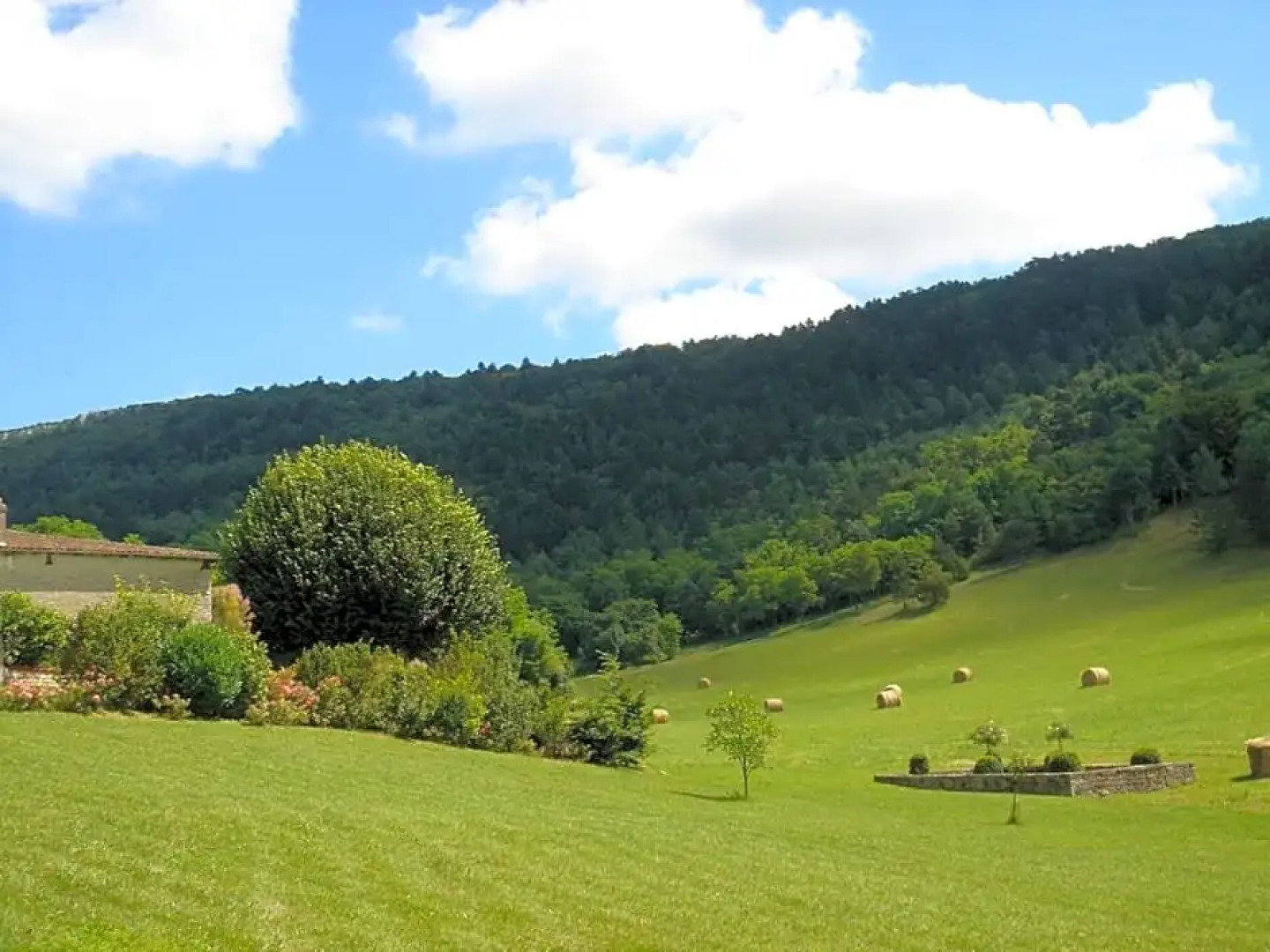 Clos de Mont July, architecture XVIIIe au cœur de la nature