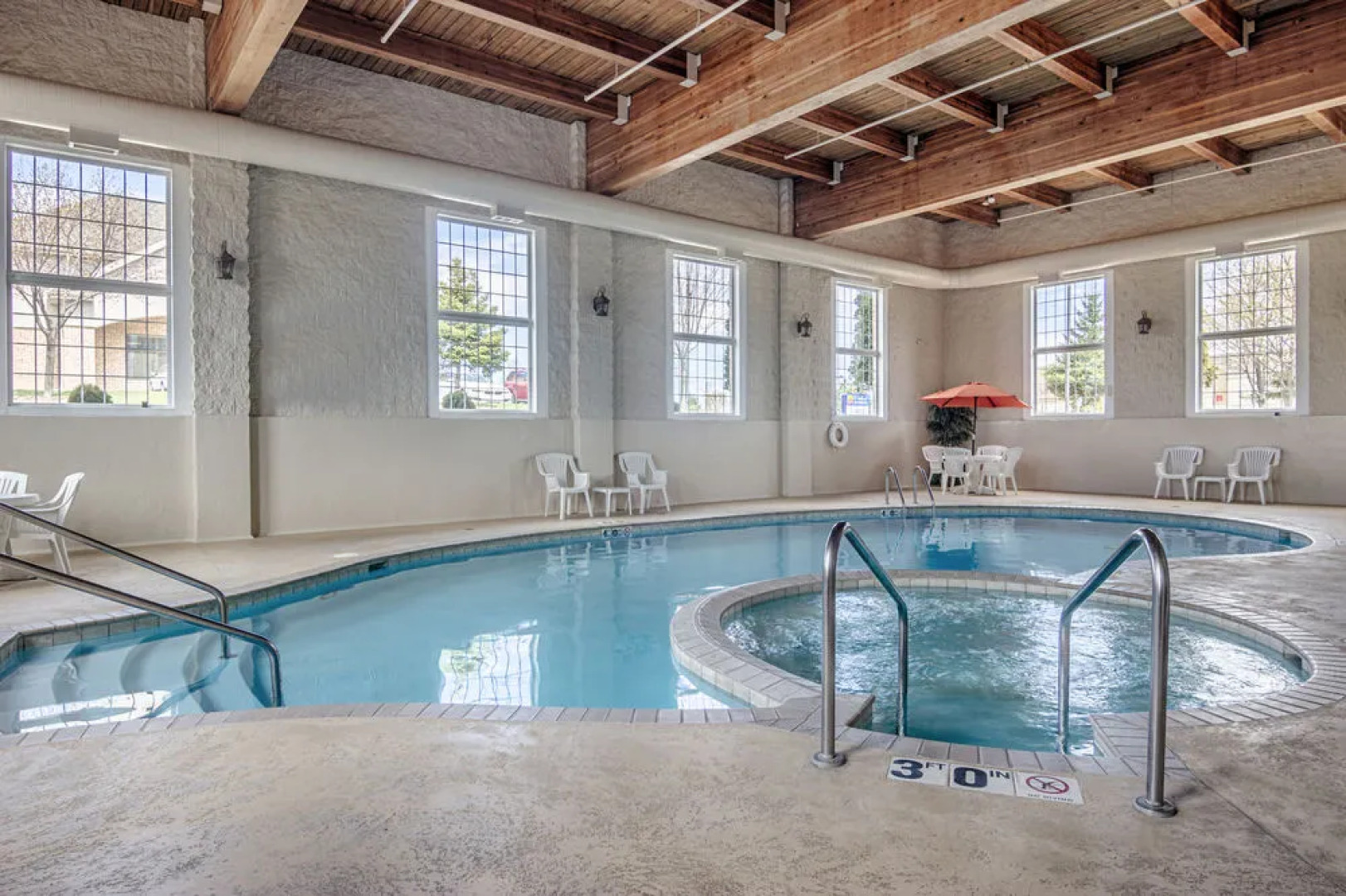 Baymont Inn and Suites Grafton