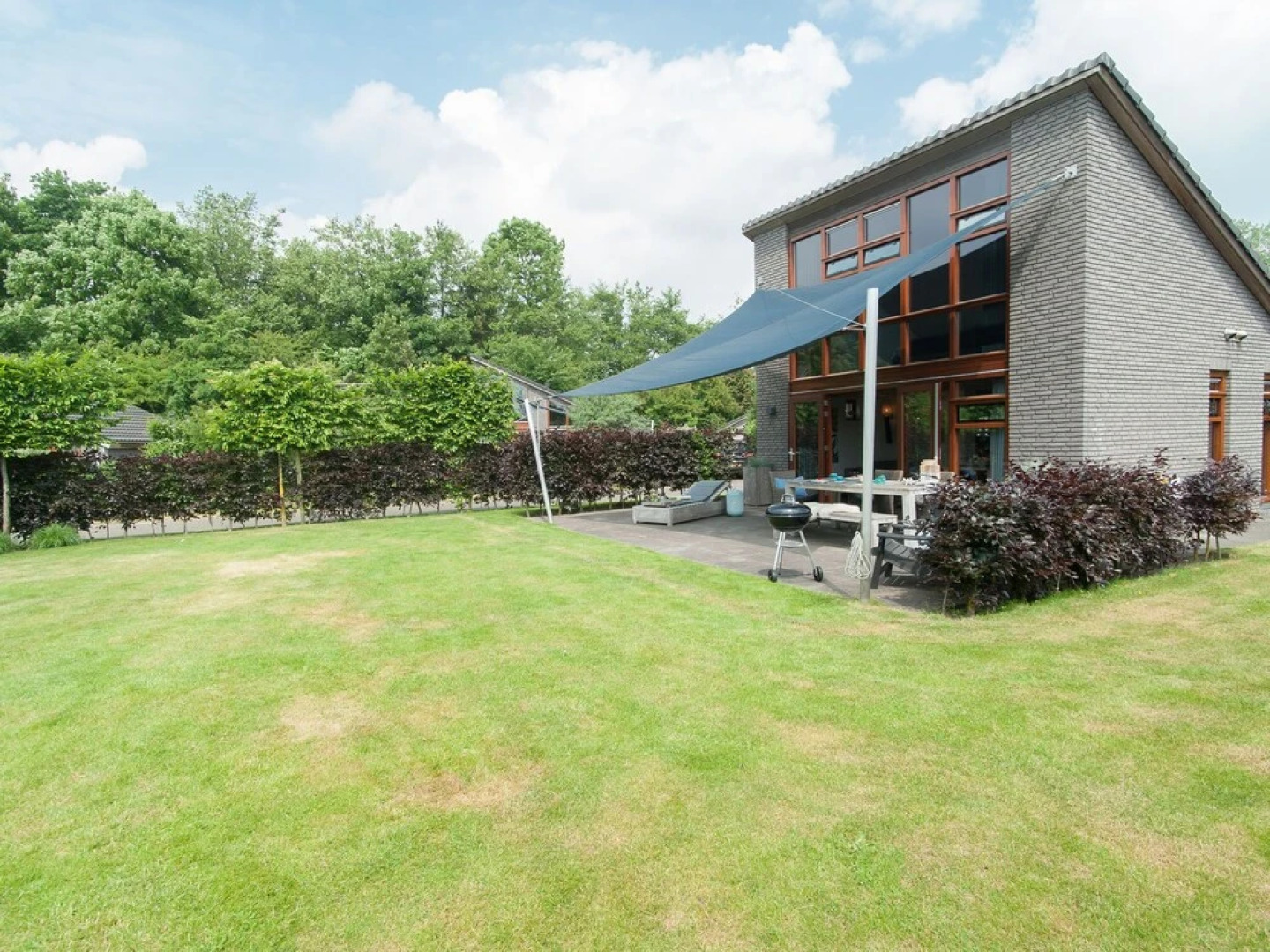 Modern Holiday Home Between Schoorl and Bergen