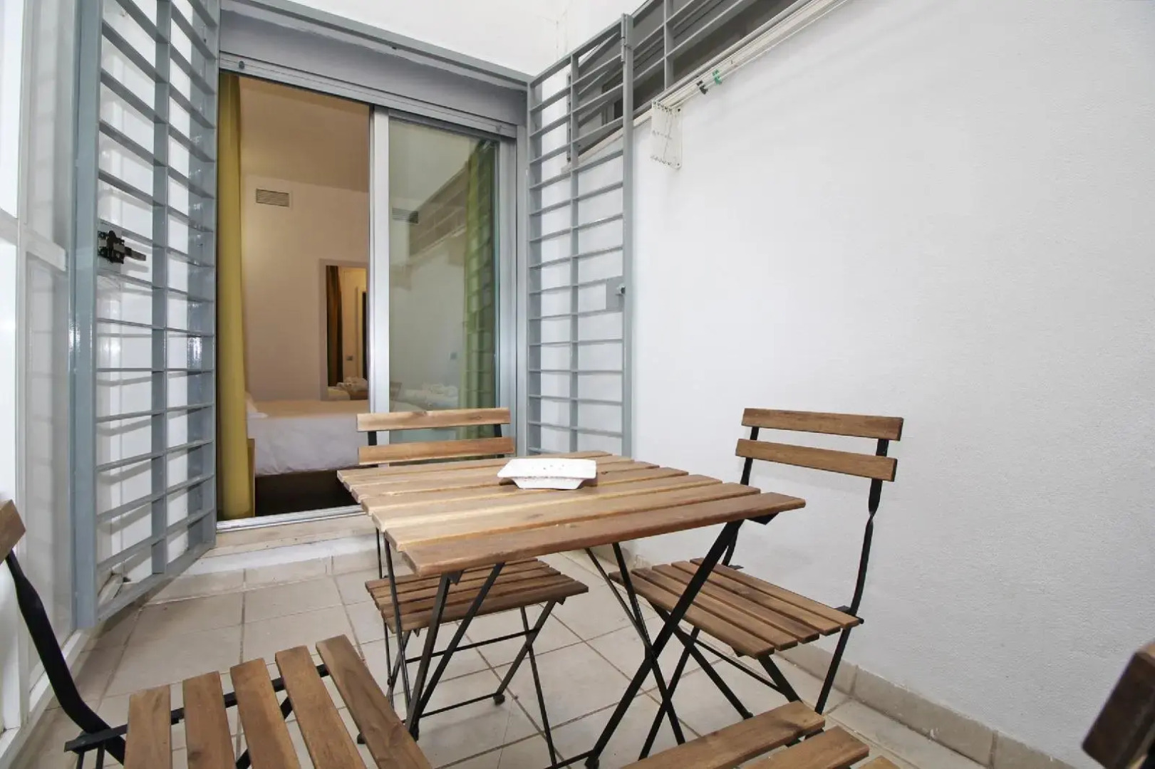 Del Parque Flats - Tribuna