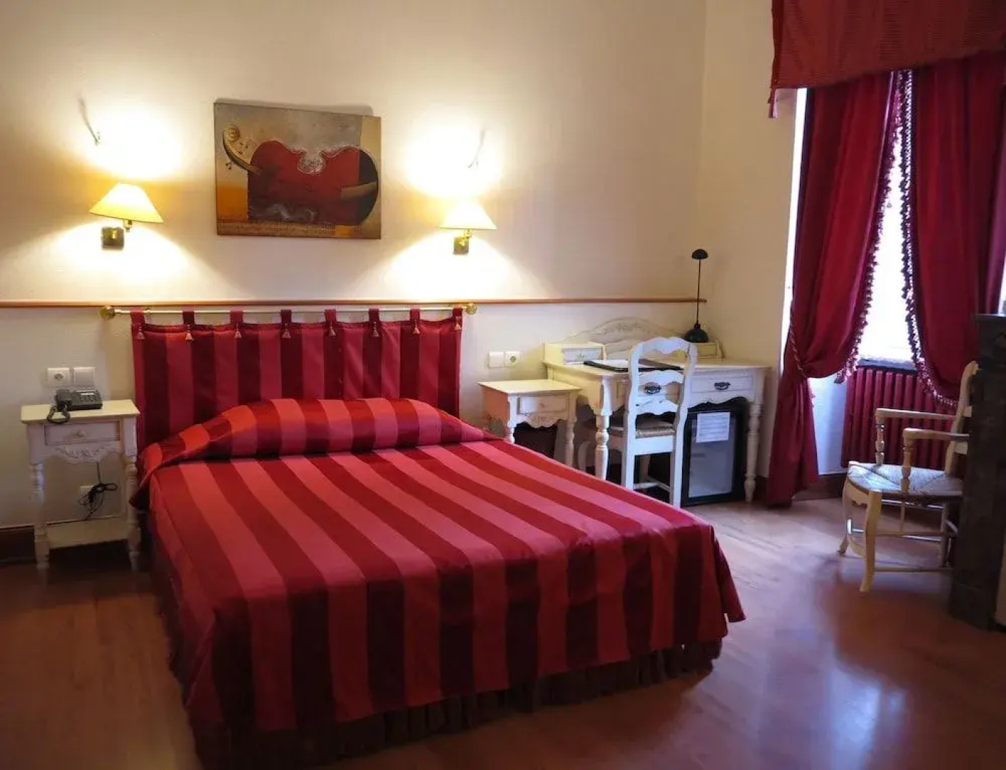 Logis Hotel Moderne Et Pigeon