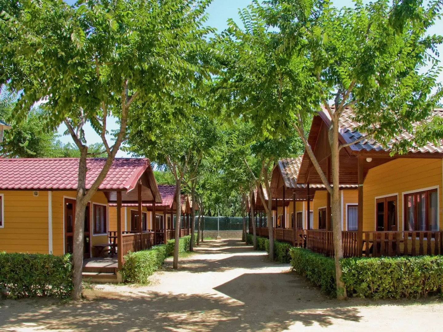 Well-kept Bungalow With a Veranda Near the Sea