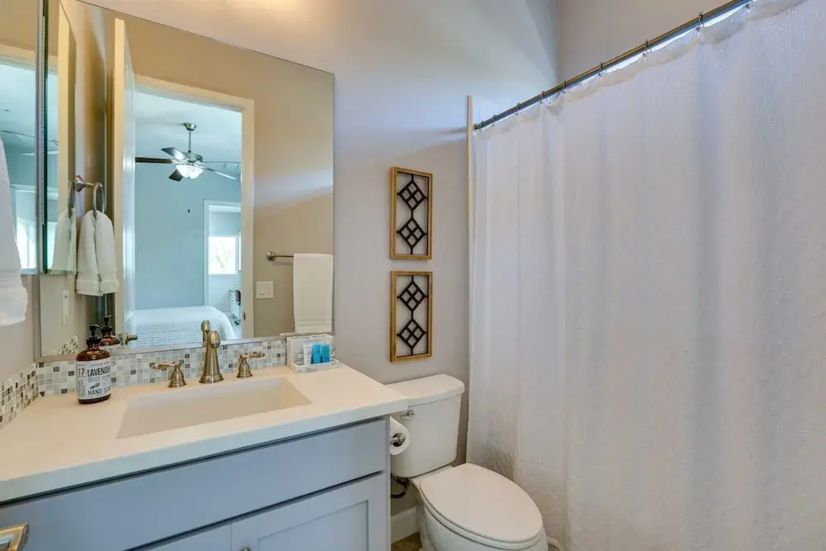 Saltwater Pool & Swim-up Bar: Goodyear Oasis!